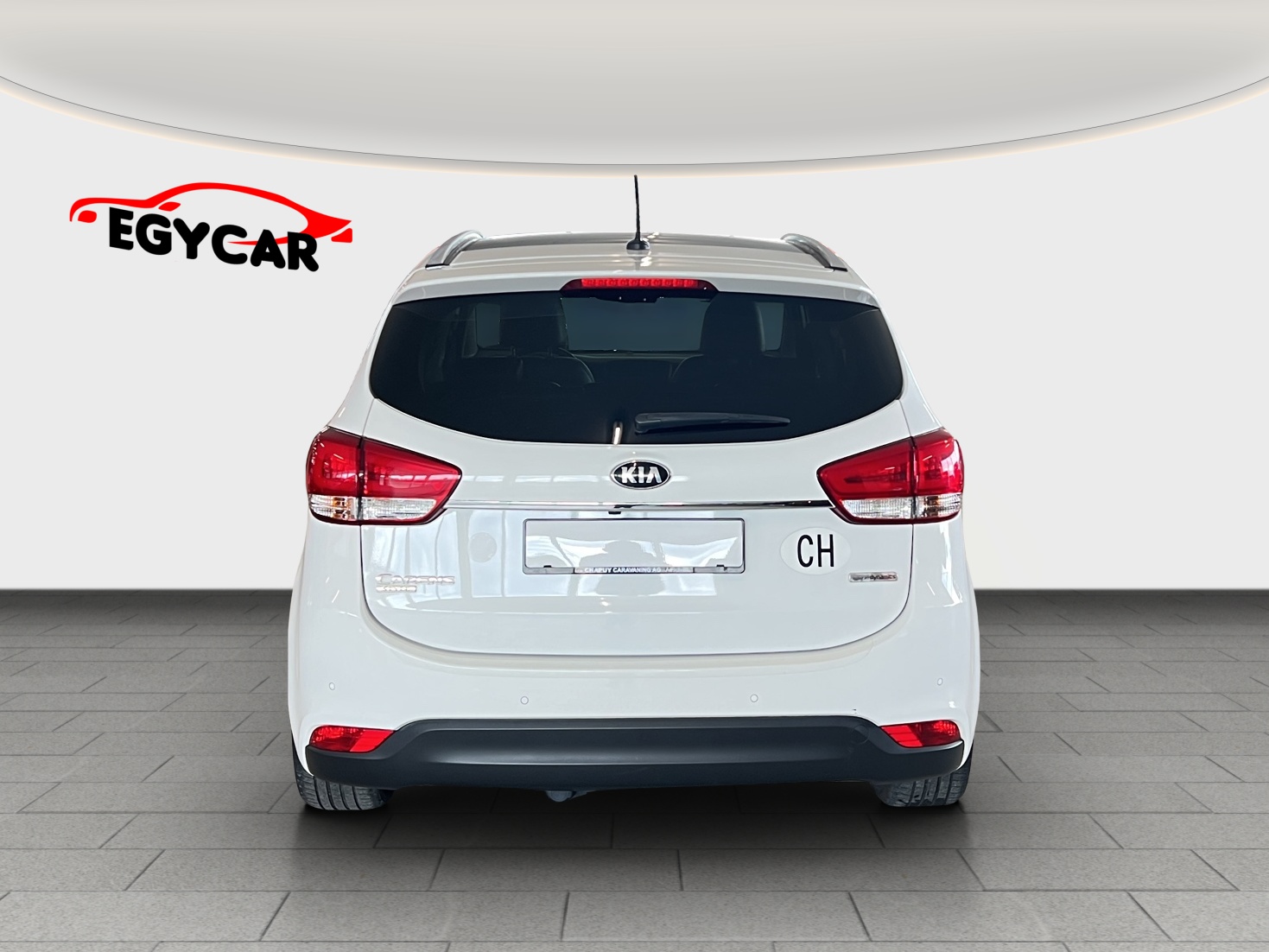 KIA Carens 1.7 CRDi Style-image-3