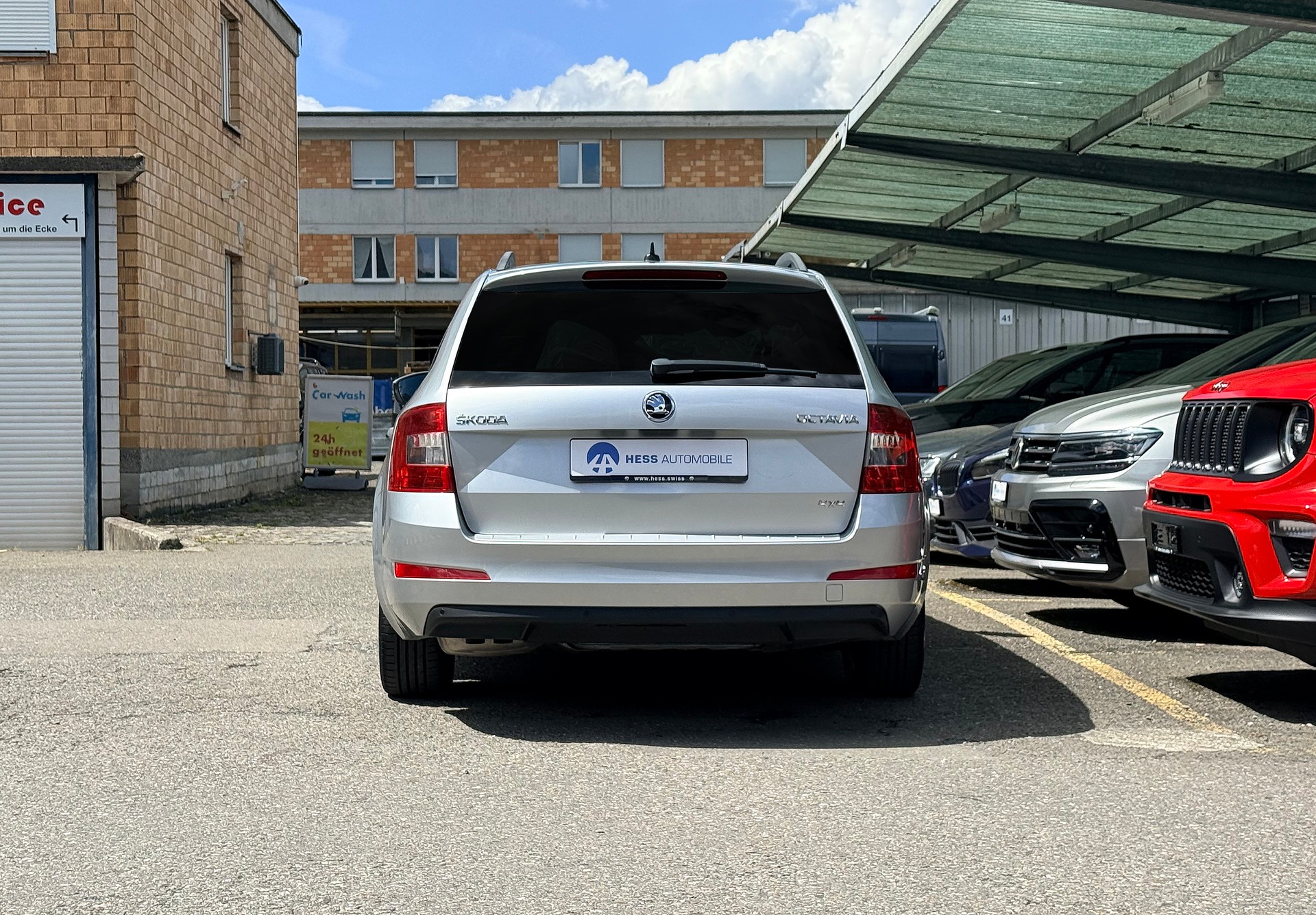 SKODA Octavia Combi 2.0 TDI Ambition 4x4 DSG AHK-image-3