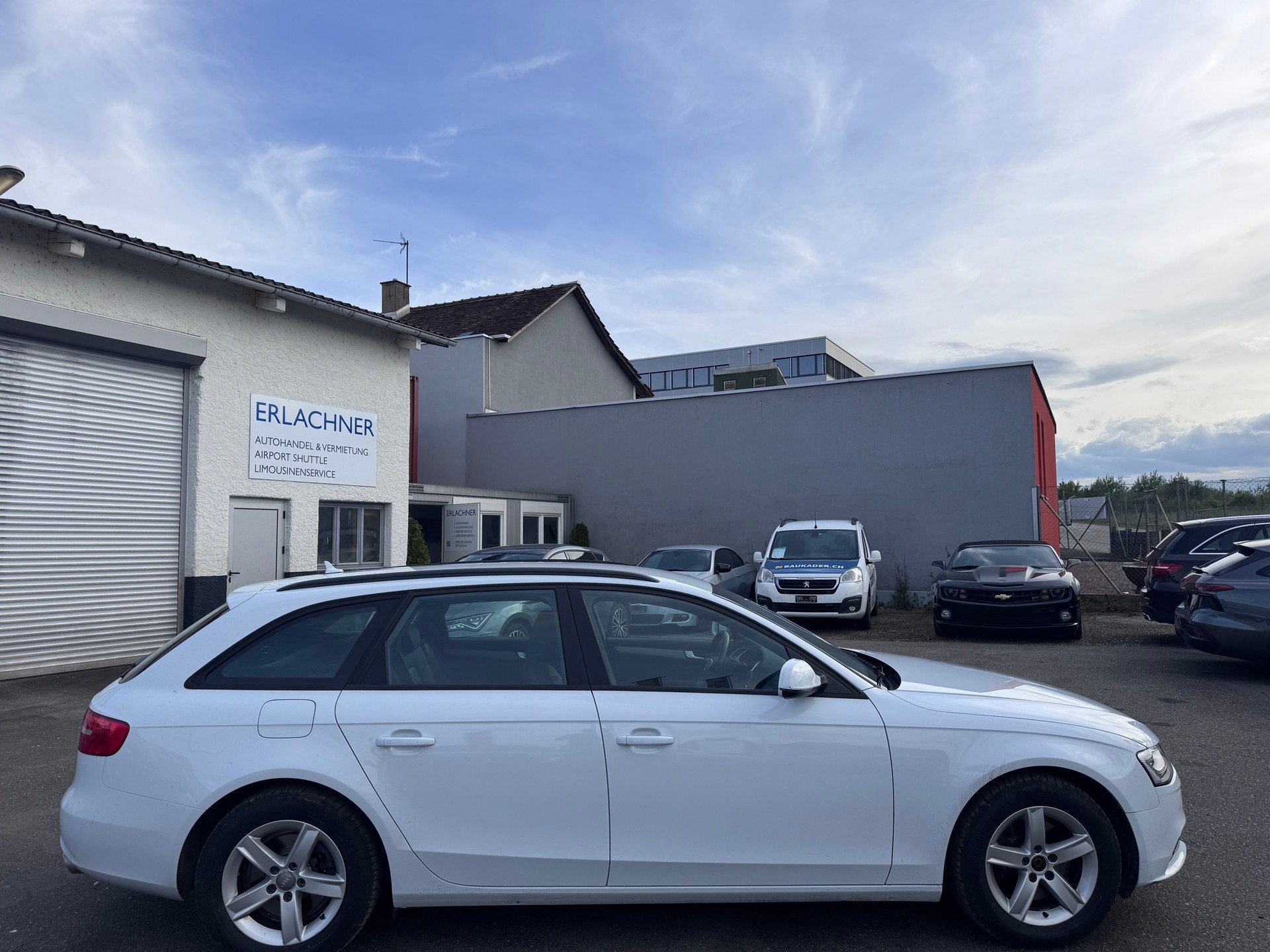 AUDI A4 Avant 1.8 TFSI multitronic-image-6