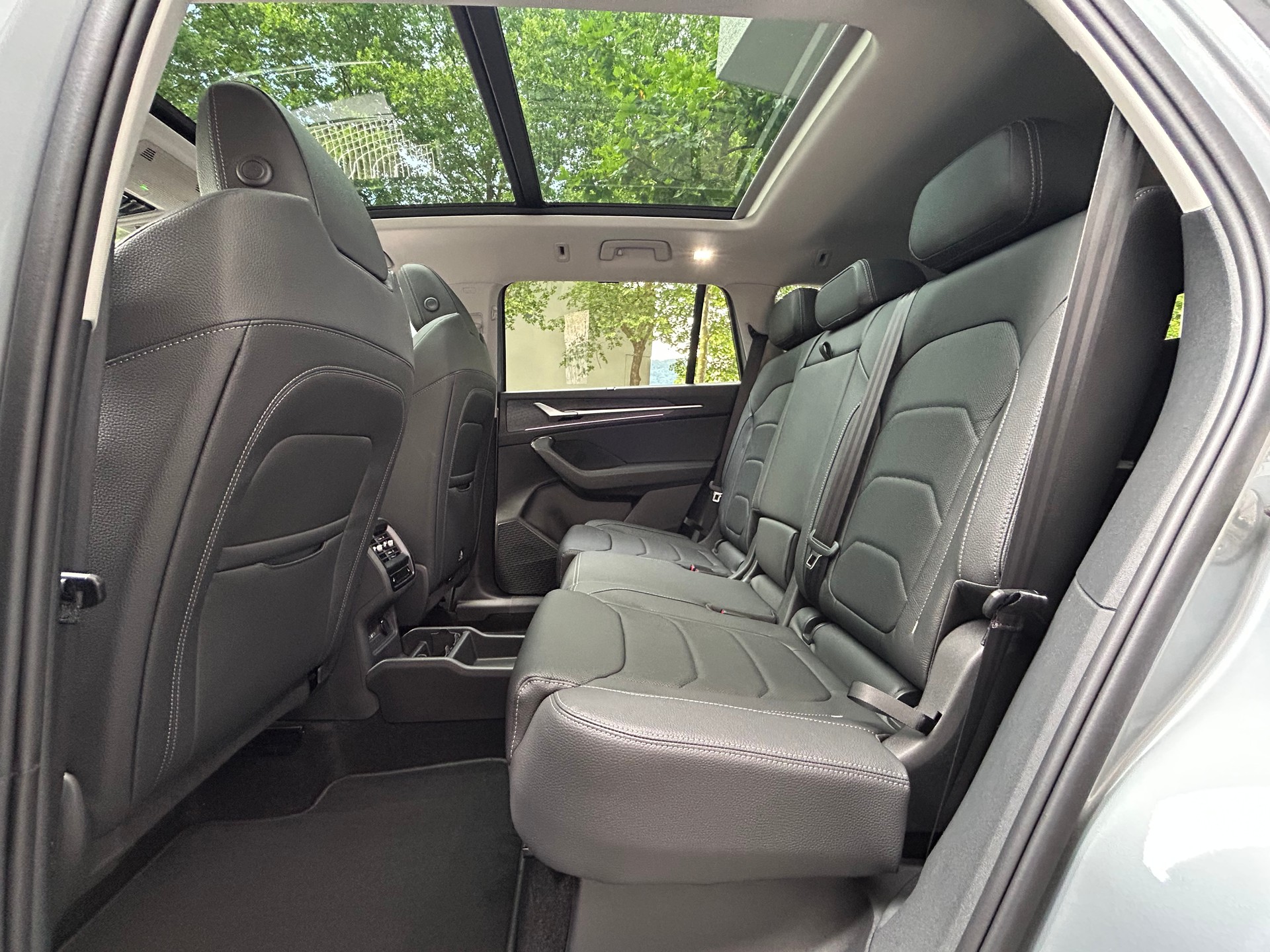 SKODA Kodiaq 2.0 TSI Dynamic 4x4-image-13