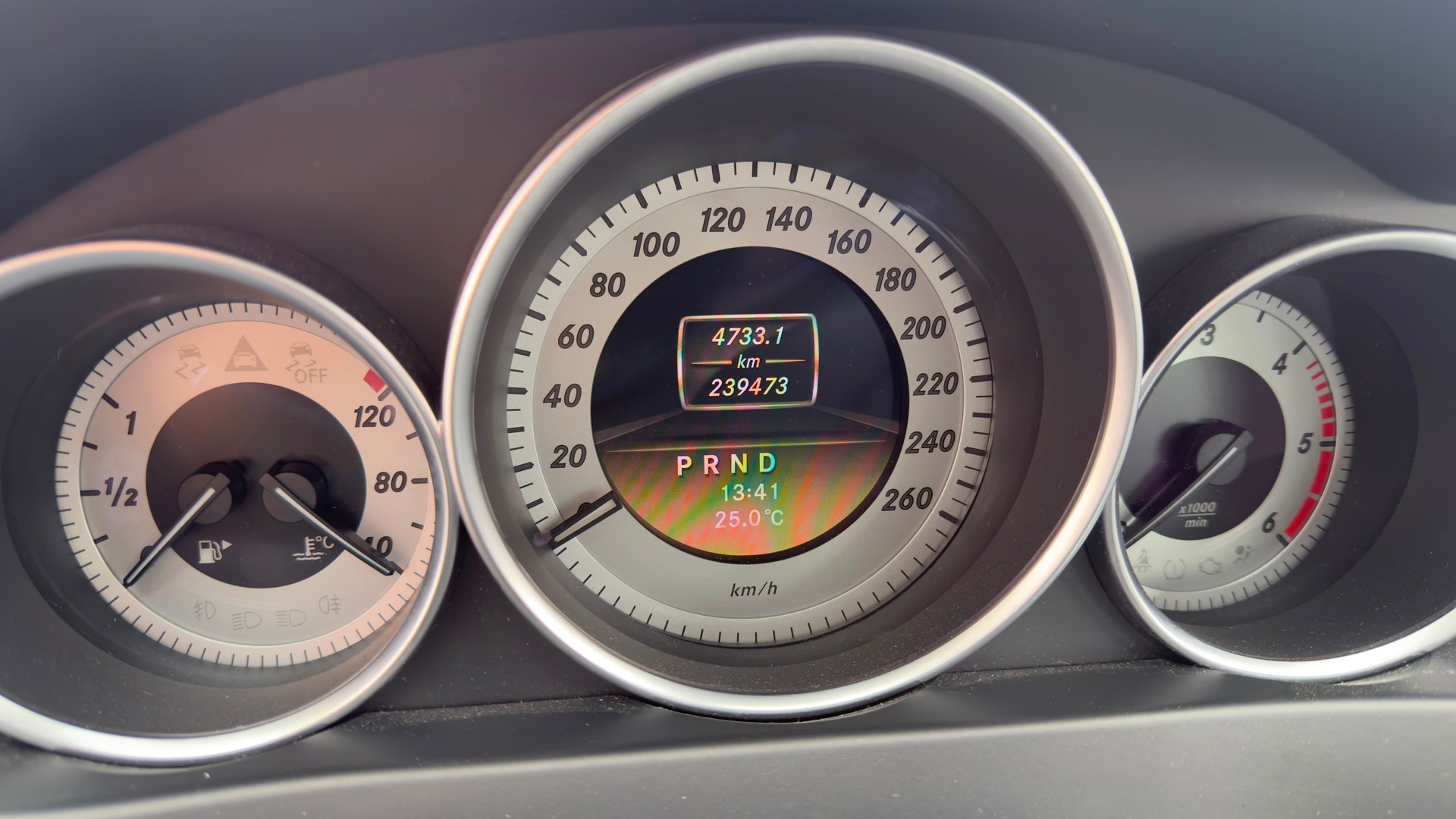 MERCEDES-BENZ C 300 CDI BlueEfficiency Elégance 4Matic 7G-Tronic-image-13