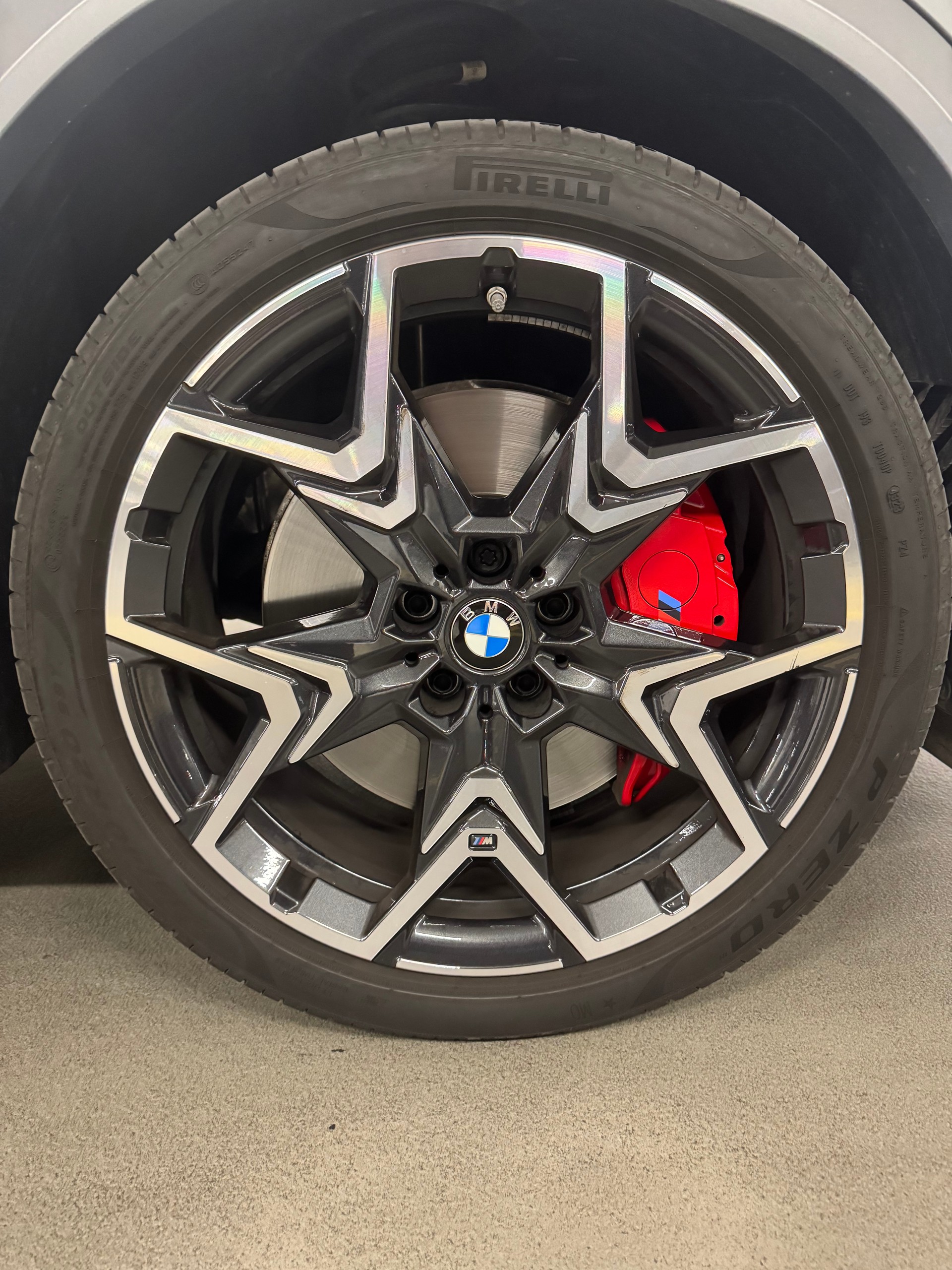 BMW M35i xDrive-image-8