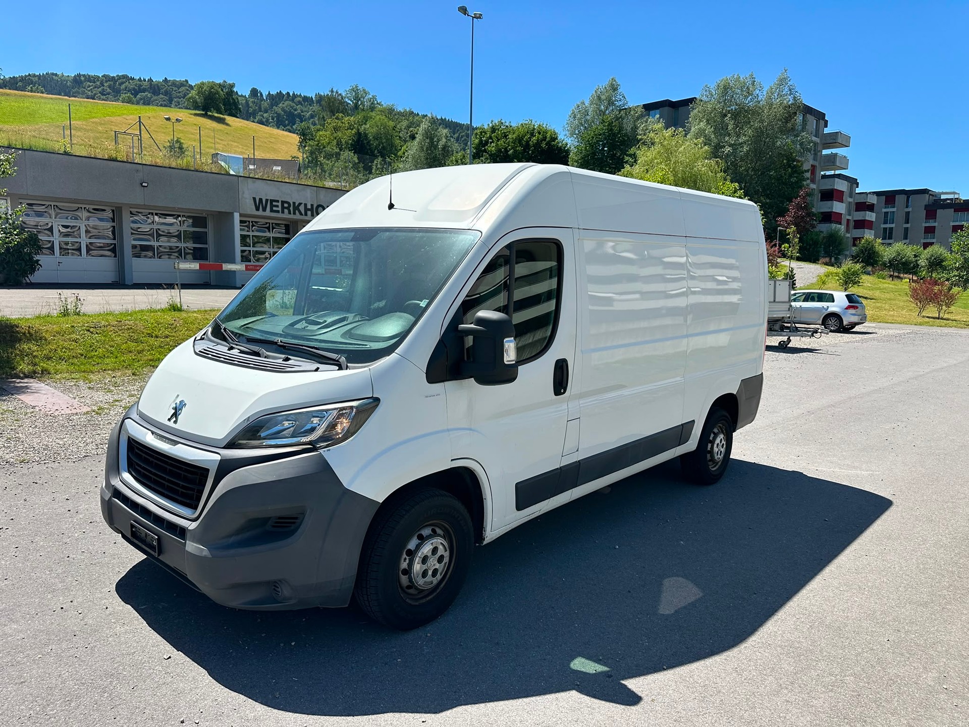 PEUGEOT BOXER-image-1