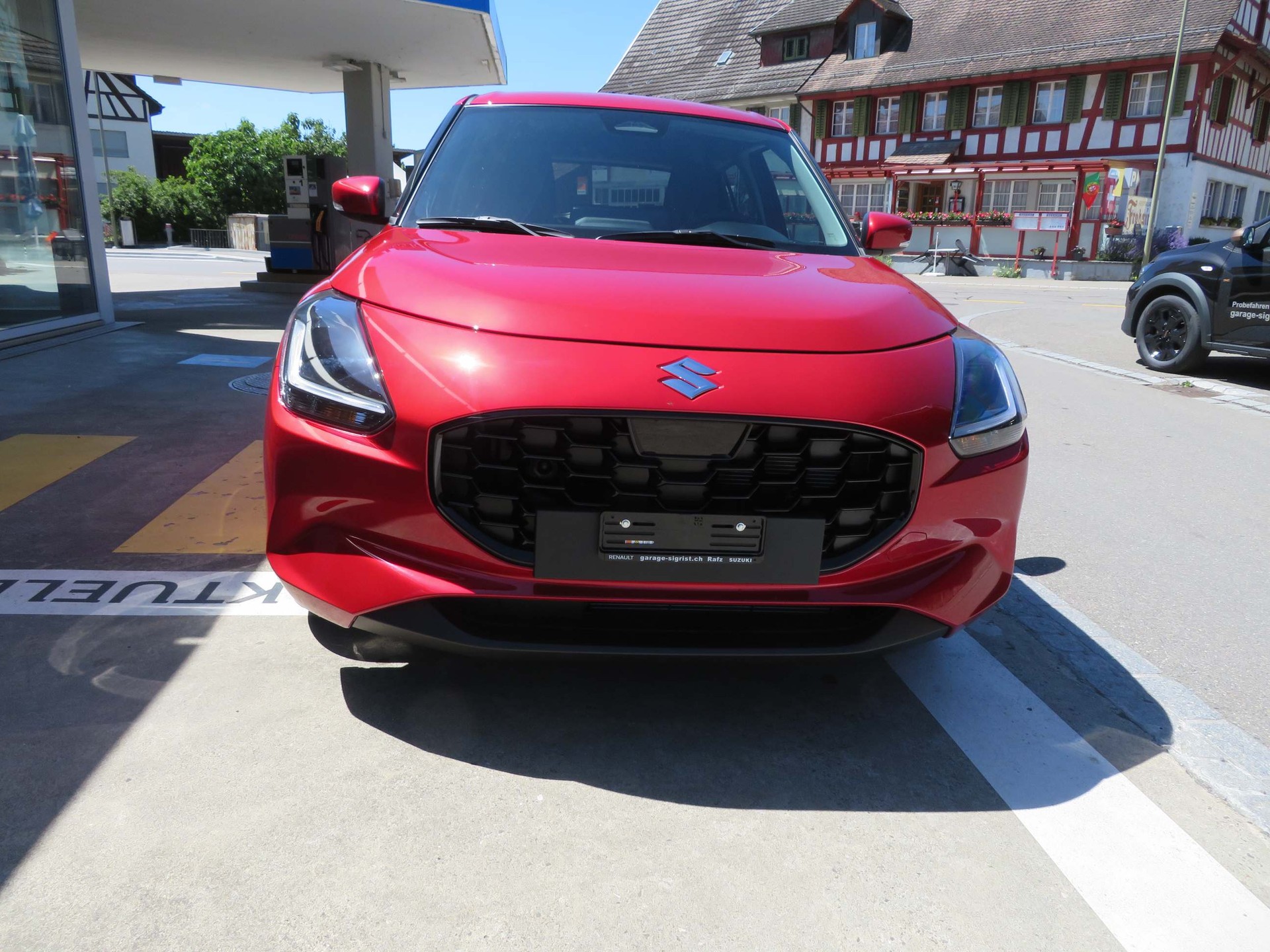 SUZUKI Swift 1.2 Sakura Top Hybrid-image-3