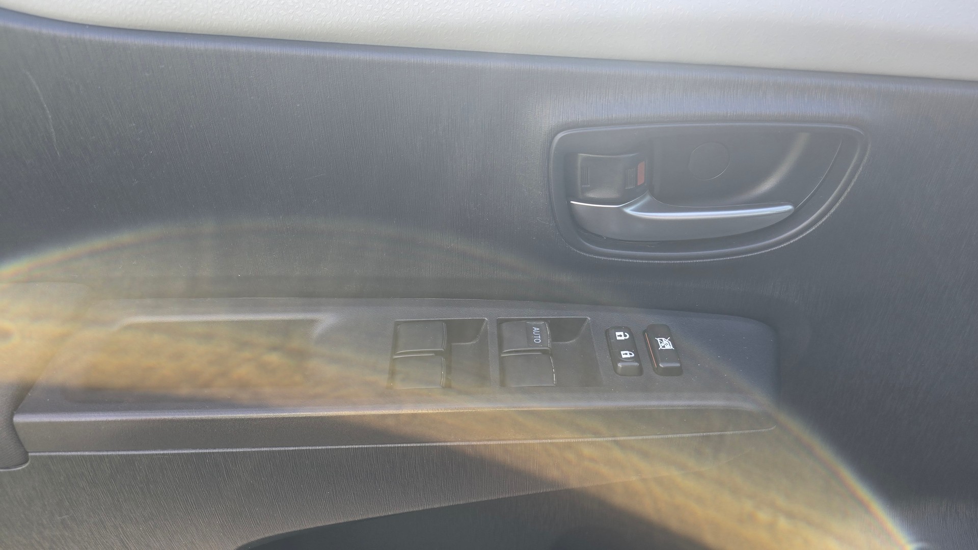 TOYOTA YARIS-image-24