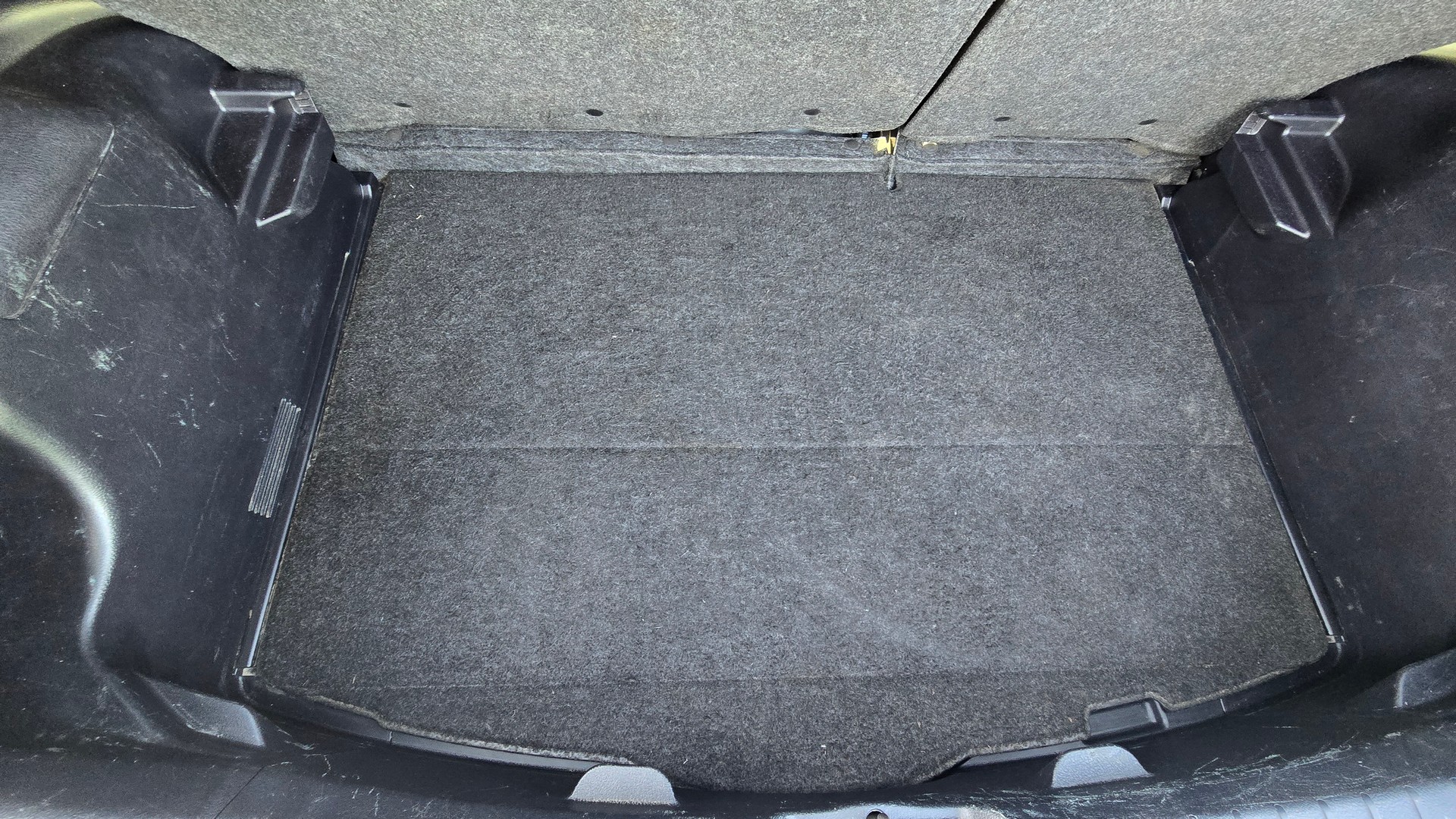 TOYOTA YARIS-image-15