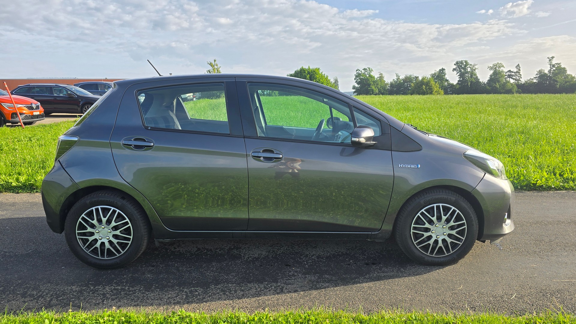 TOYOTA YARIS-image-6