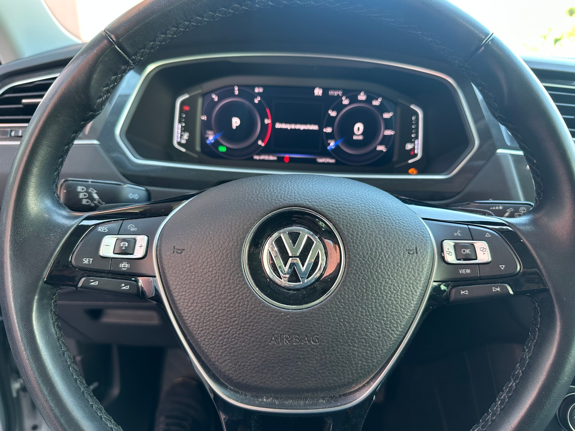 VW Tiguan 2.0 TDI SCR Highline 4Motion DSG-image-6