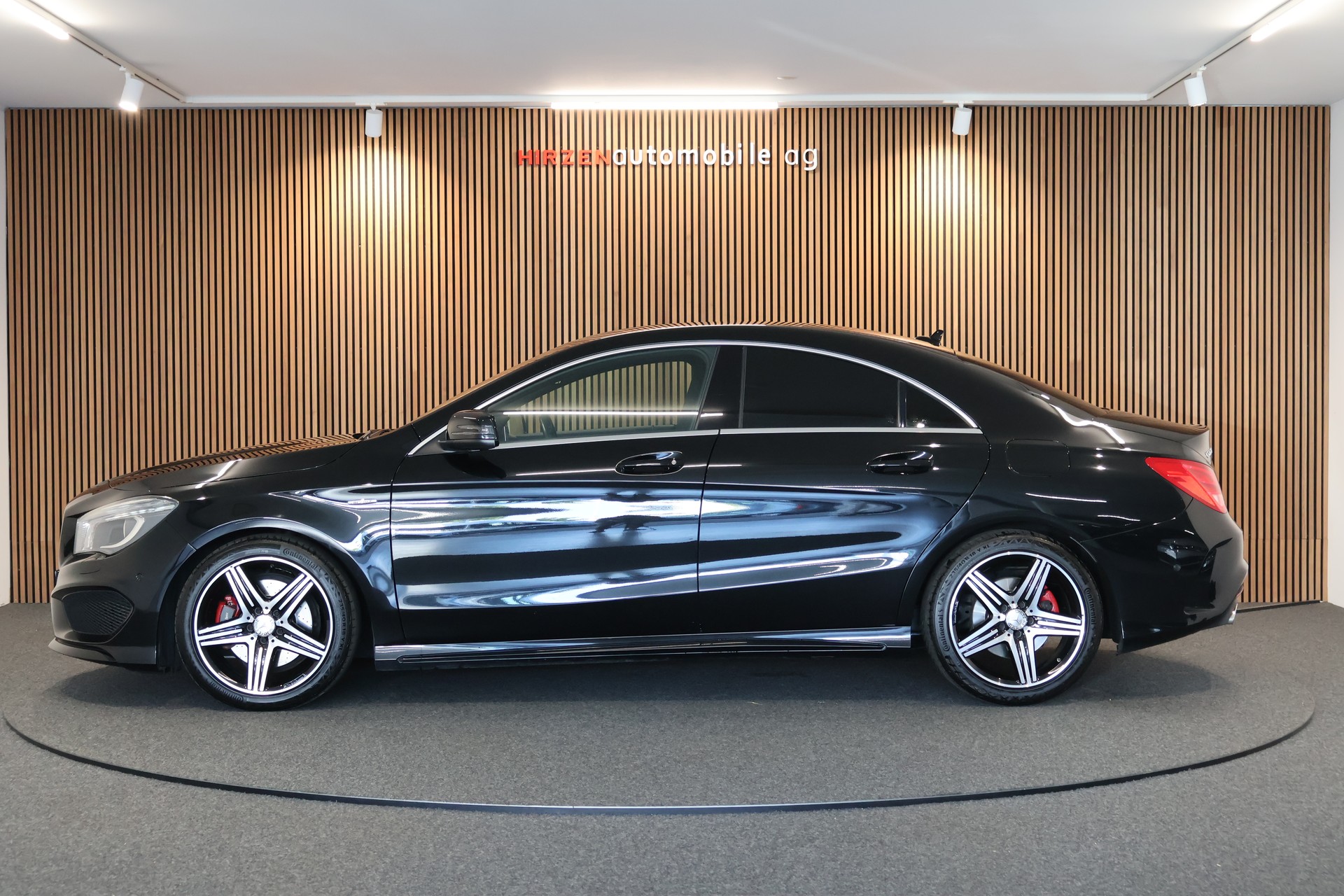 MERCEDES-BENZ CLA 250 Sport 7G-DCT 4Matic-image-1