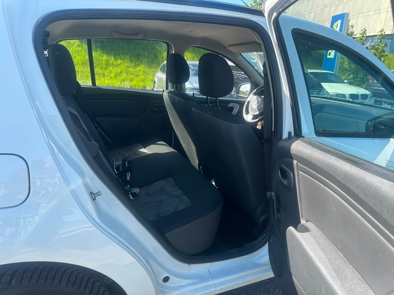 DACIA Sandero 1.2 Ambiance-image-7