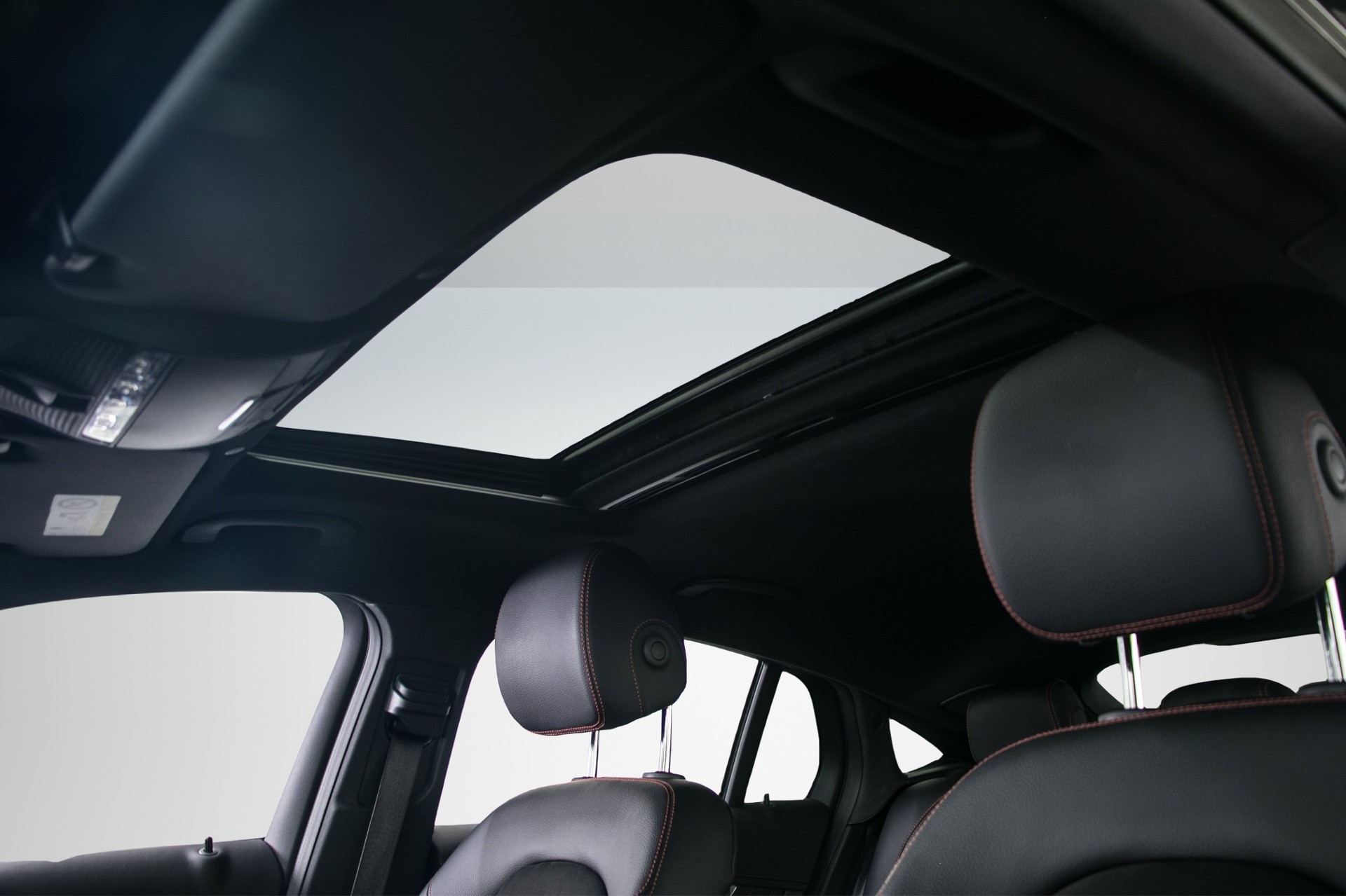 MERCEDES-BENZ GLC Coupé 43 AMG 4Matic 9G-Tronic-image-17