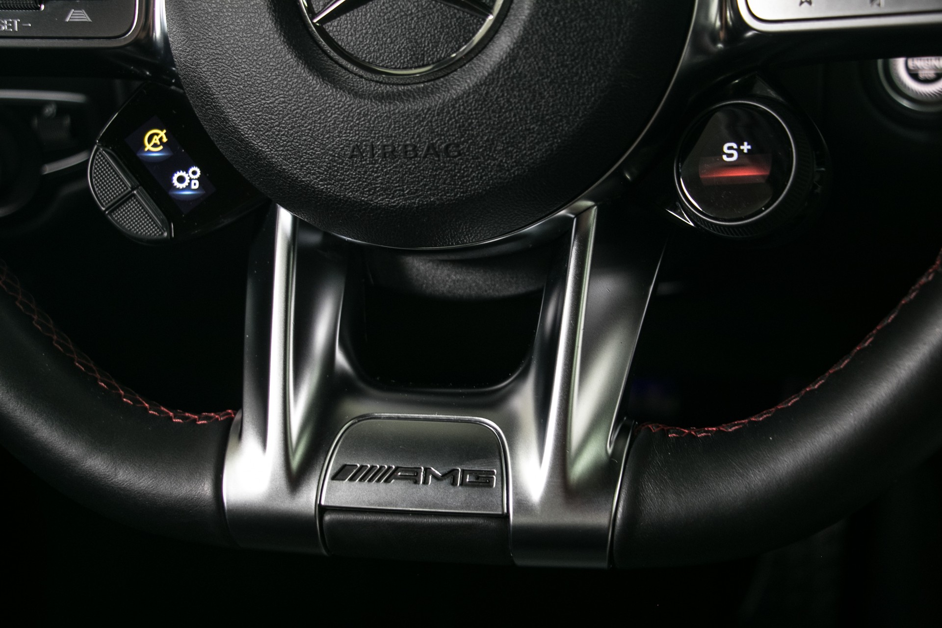 MERCEDES-BENZ GLC Coupé 43 AMG 4Matic 9G-Tronic-image-6