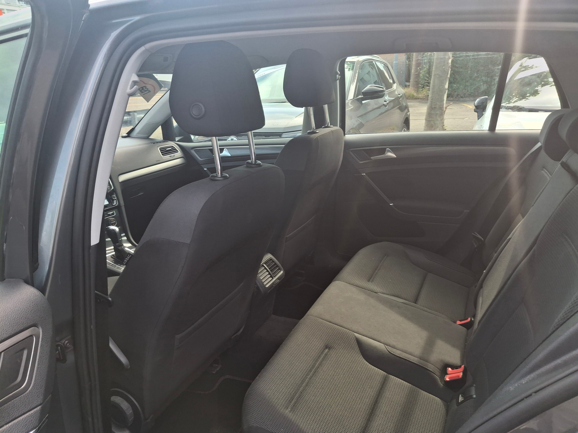VW Golf 1.0 TSI Comfortline DSG-image-4