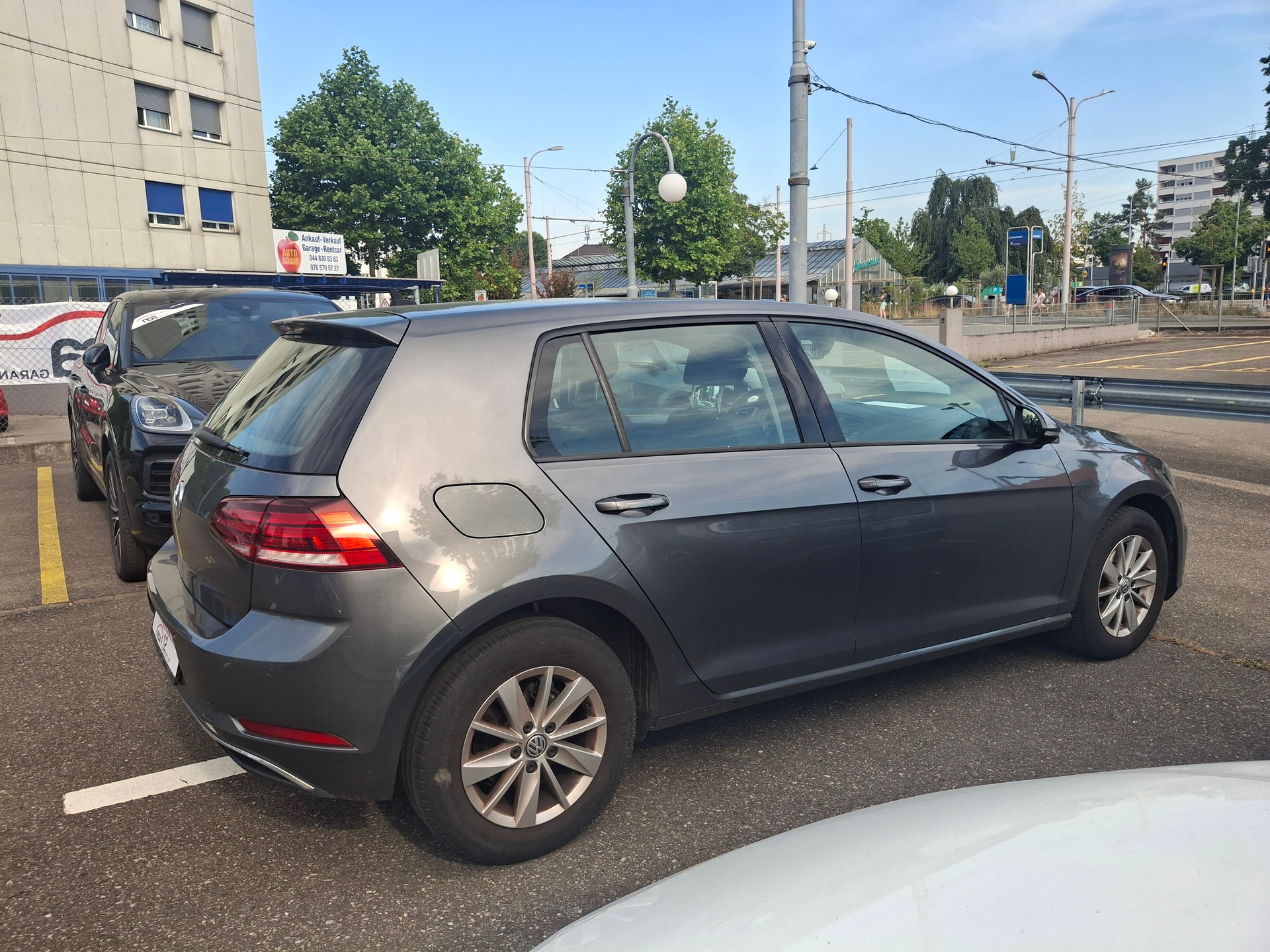 VW Golf 1.0 TSI Comfortline DSG-image-11