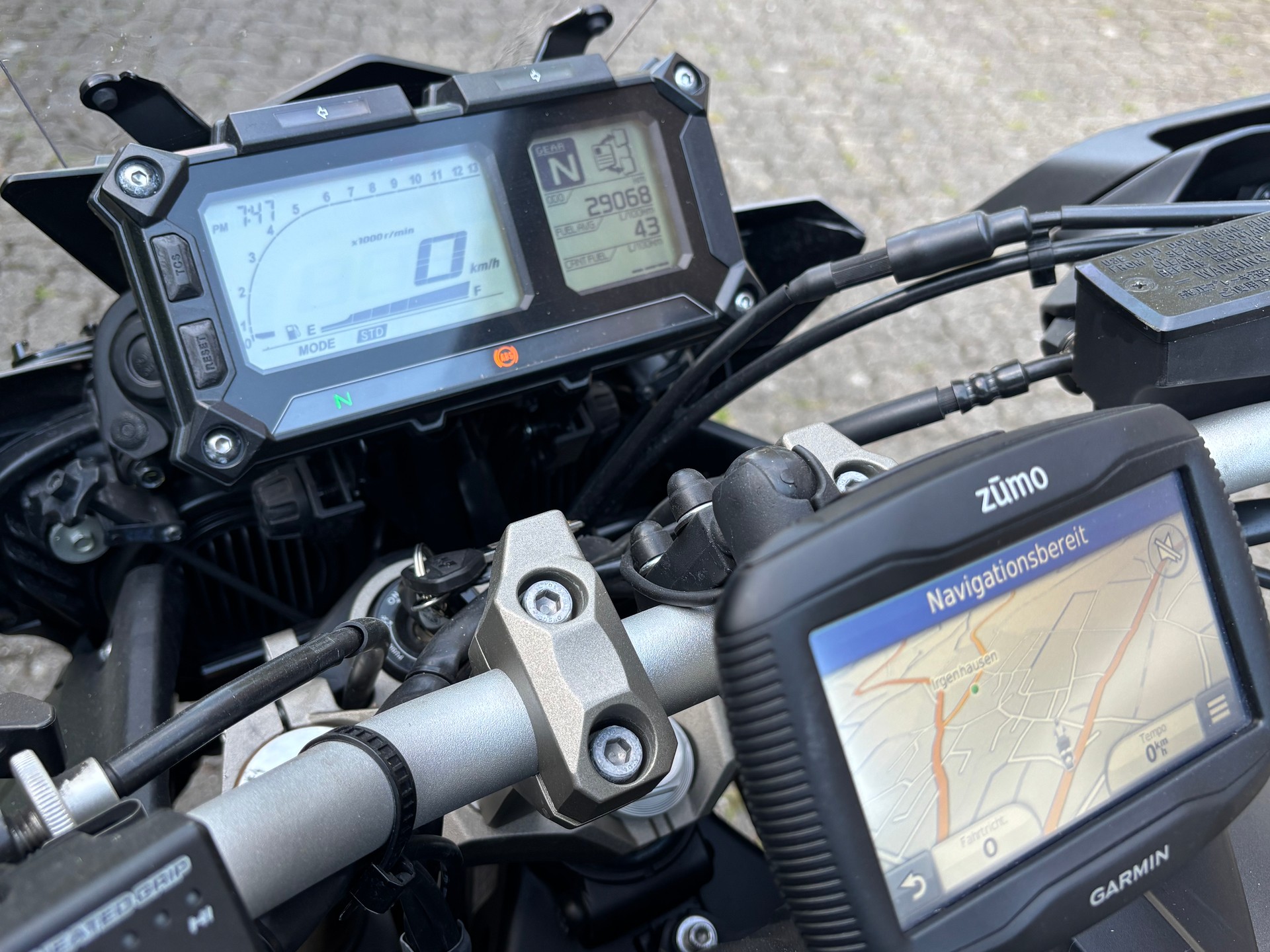 YAMAHA MT-09 ABS Tracer-image-1