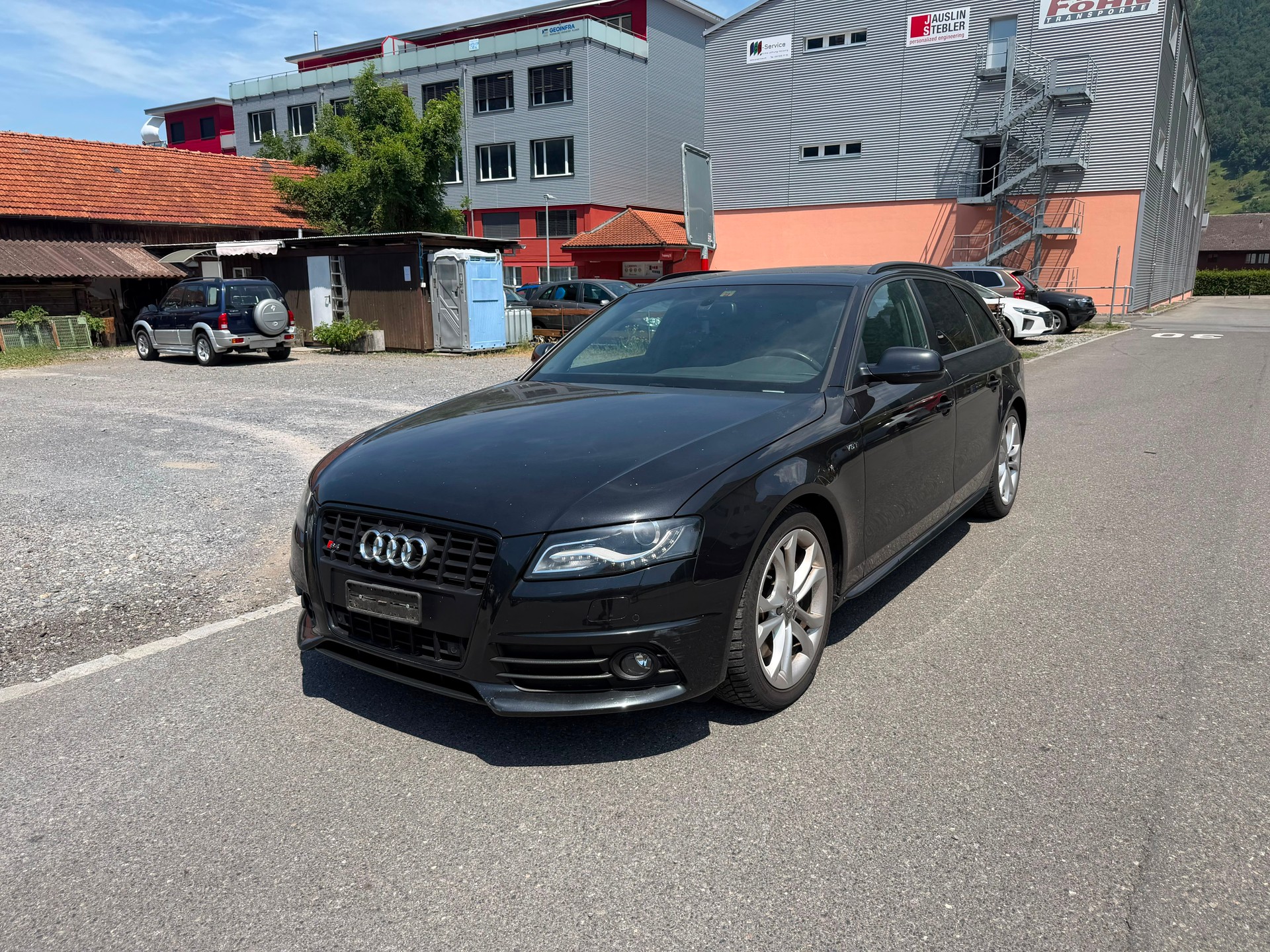 AUDI S4 Avant 3.0 TFSI quattro S-tronic-image-1