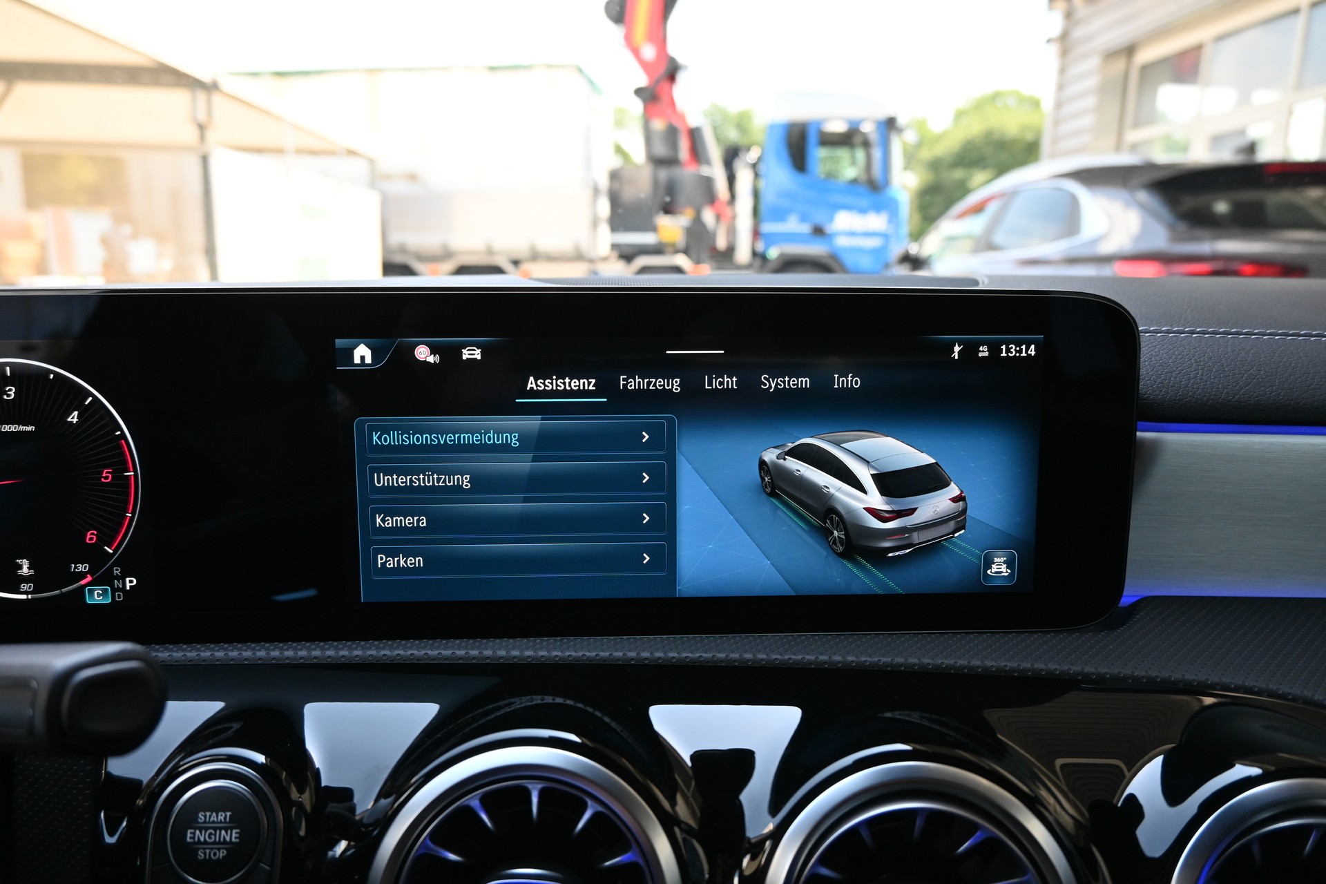 MERCEDES-BENZ CLA 200d AMG Line Shooting Brake 7G-DCT + AHK 1600kg-image-22