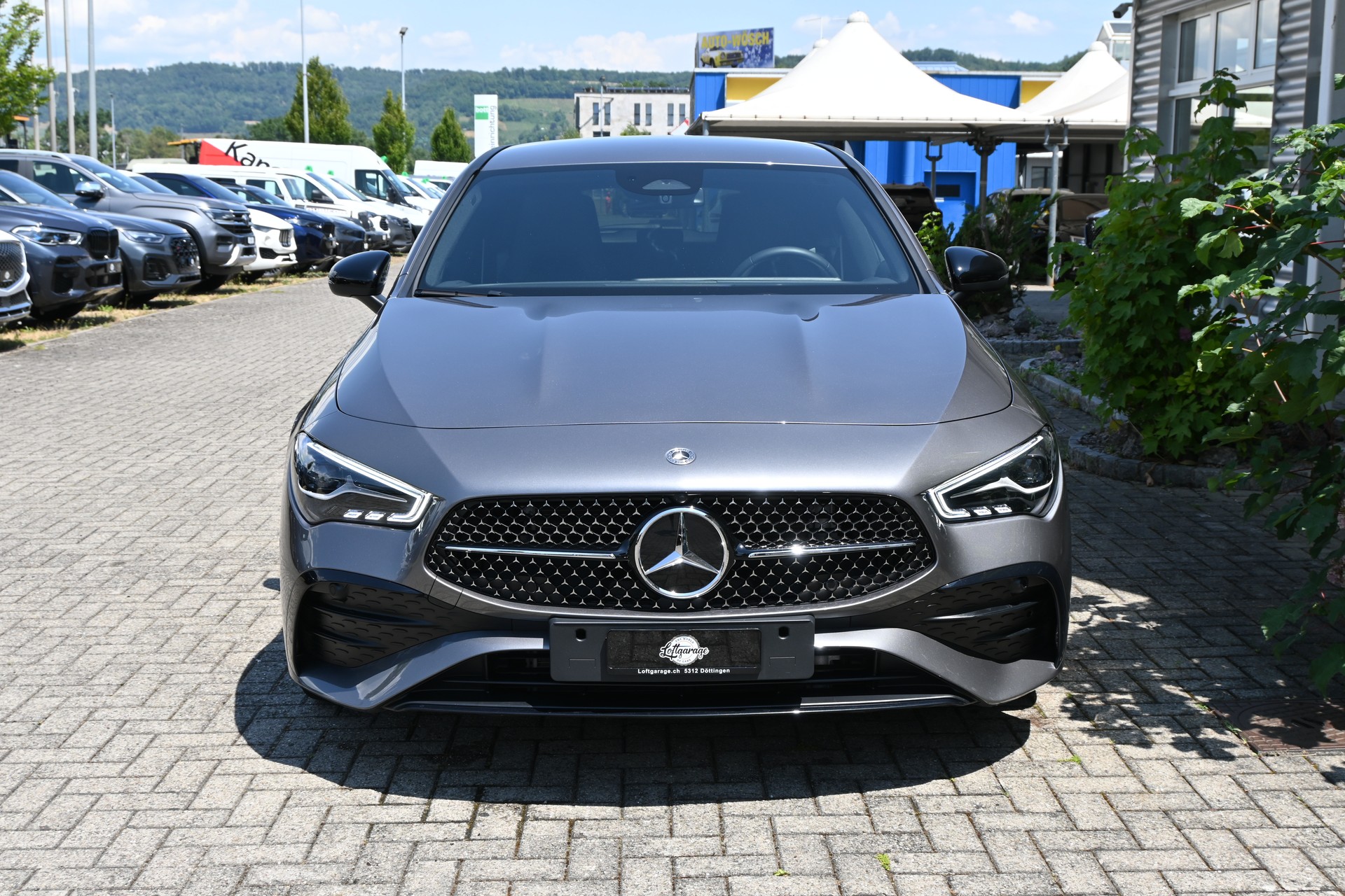 MERCEDES-BENZ CLA 200d AMG Line Shooting Brake 7G-DCT + AHK 1600kg-image-1