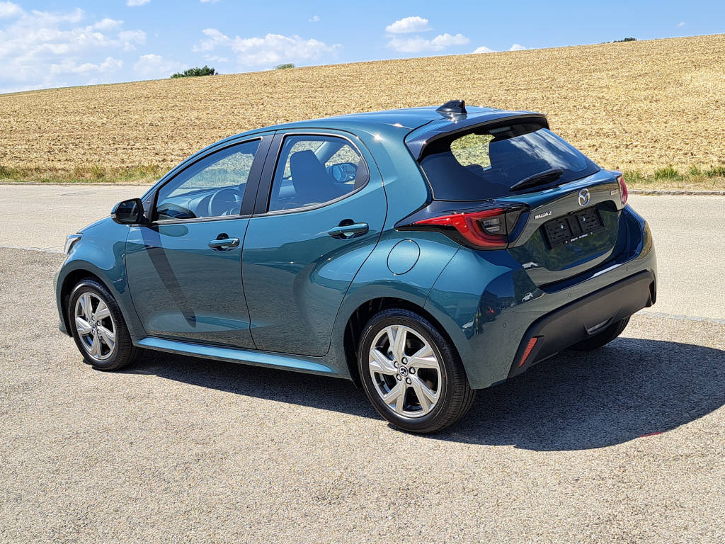MAZDA 2 1.5 Hybrid 116cv Exclusive-Line-image-2