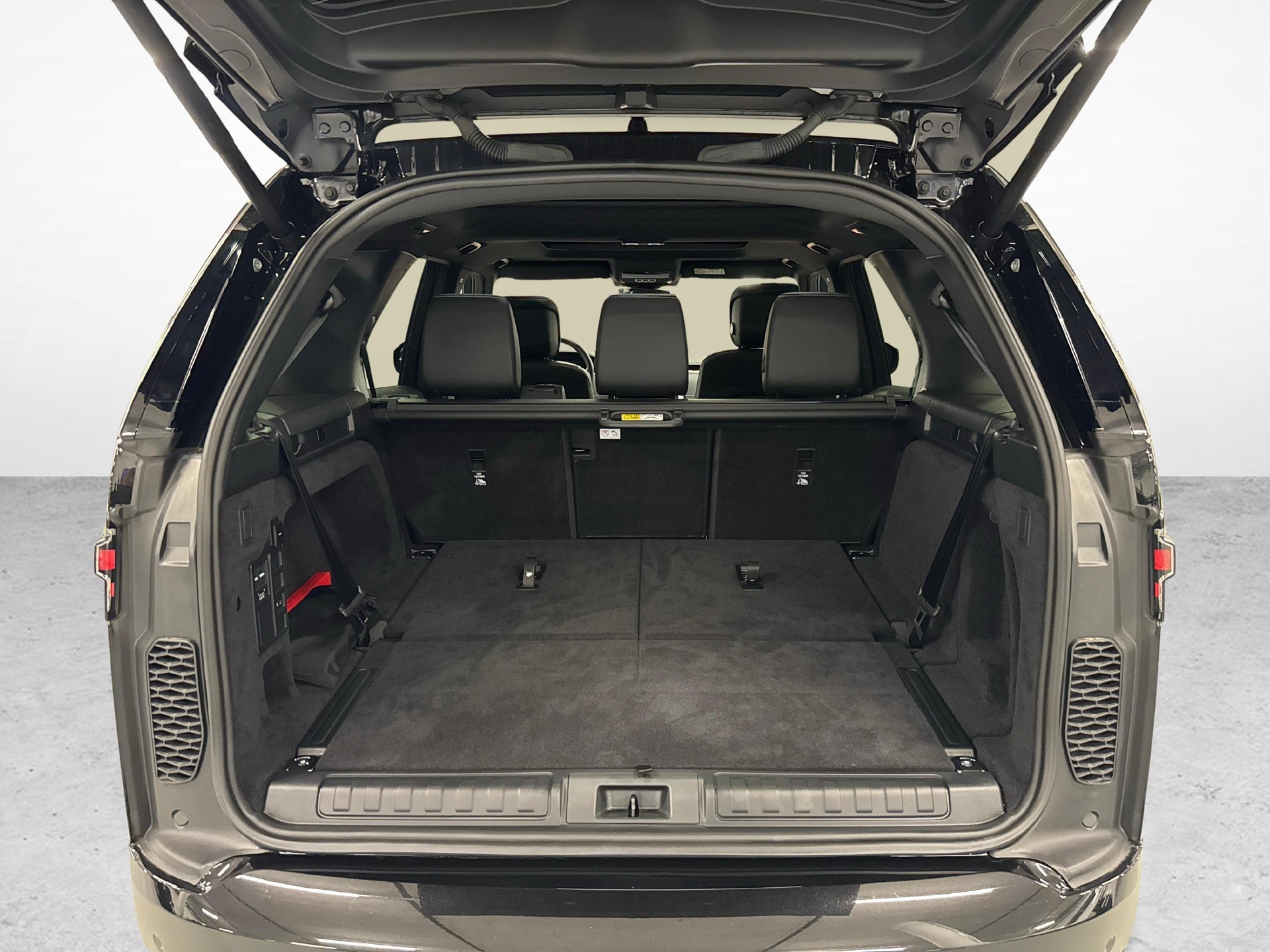 LAND ROVER Discovery 3.0 D I6 350 Dynamic SE-image-12