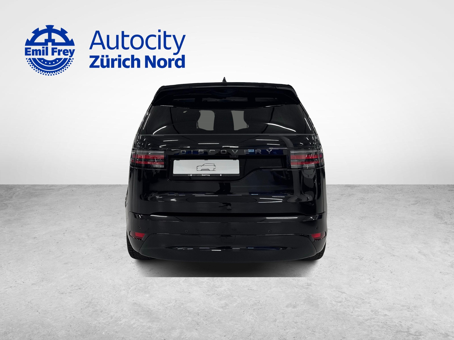 LAND ROVER Discovery 3.0 D I6 350 Dynamic SE-image-3