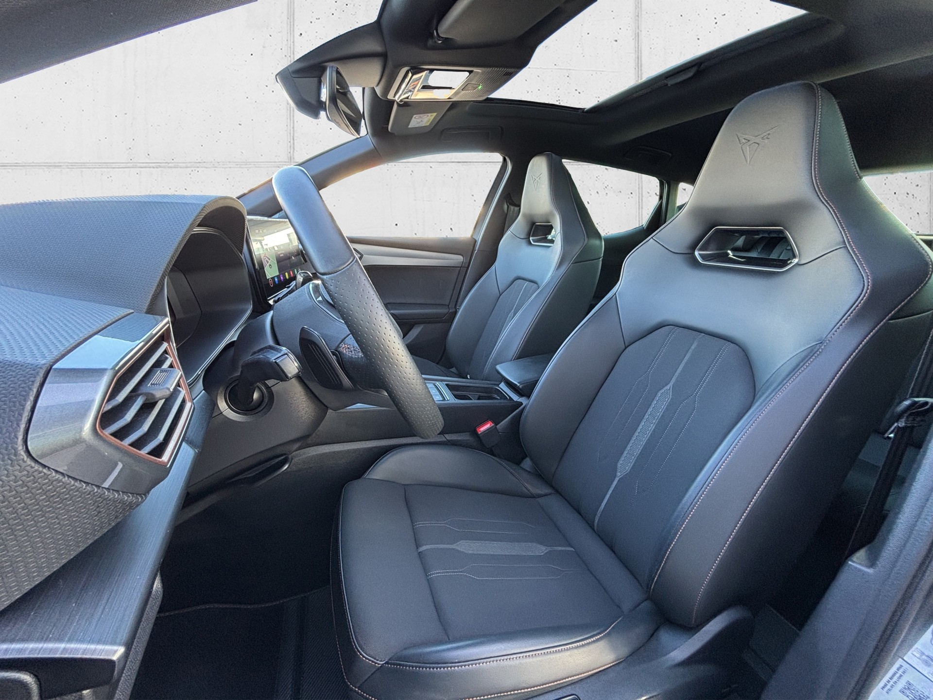 CUPRA Leon 2.0 TSI 300 DSG-image-8