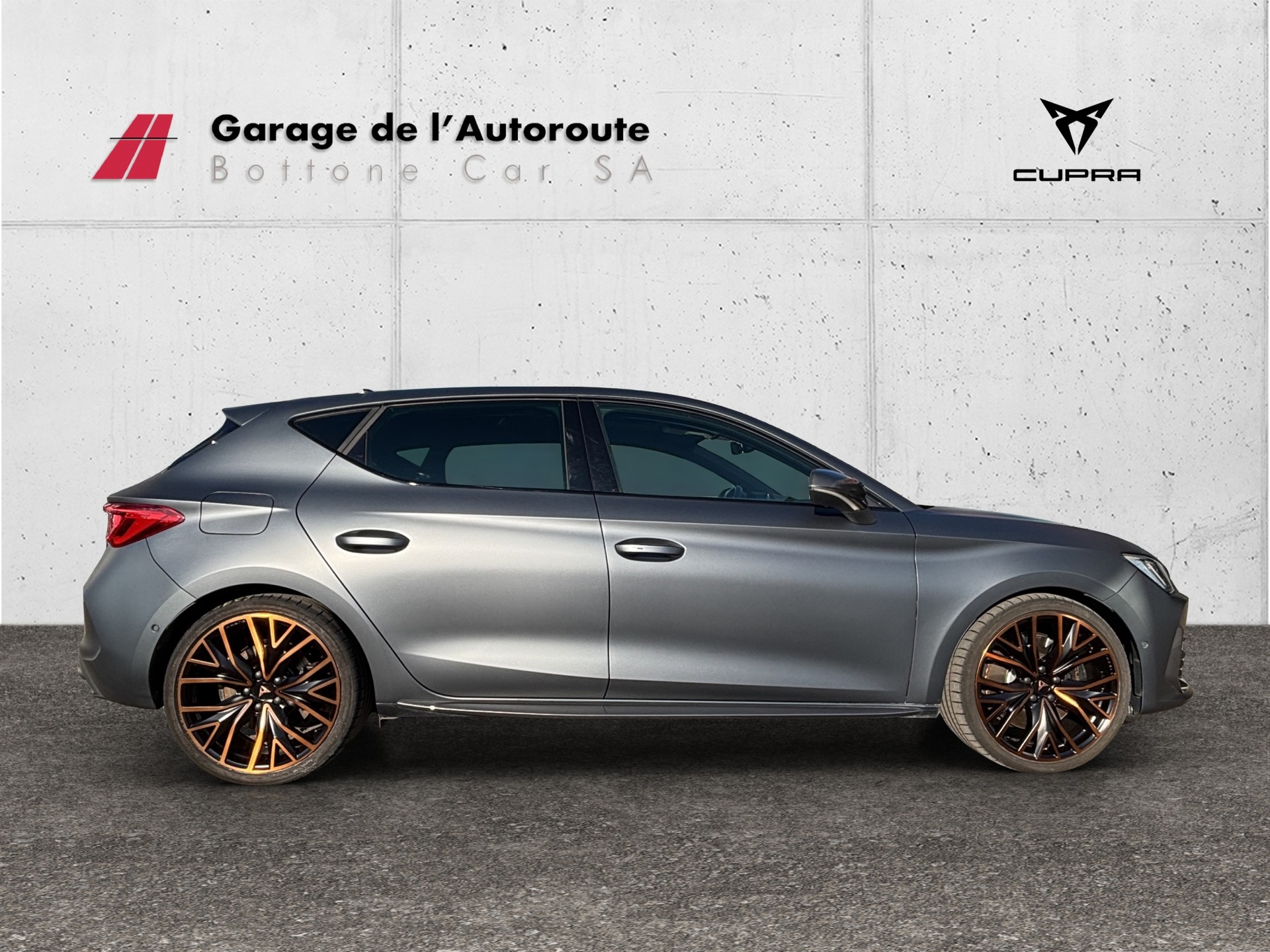 CUPRA Leon 2.0 TSI 300 DSG-image-5