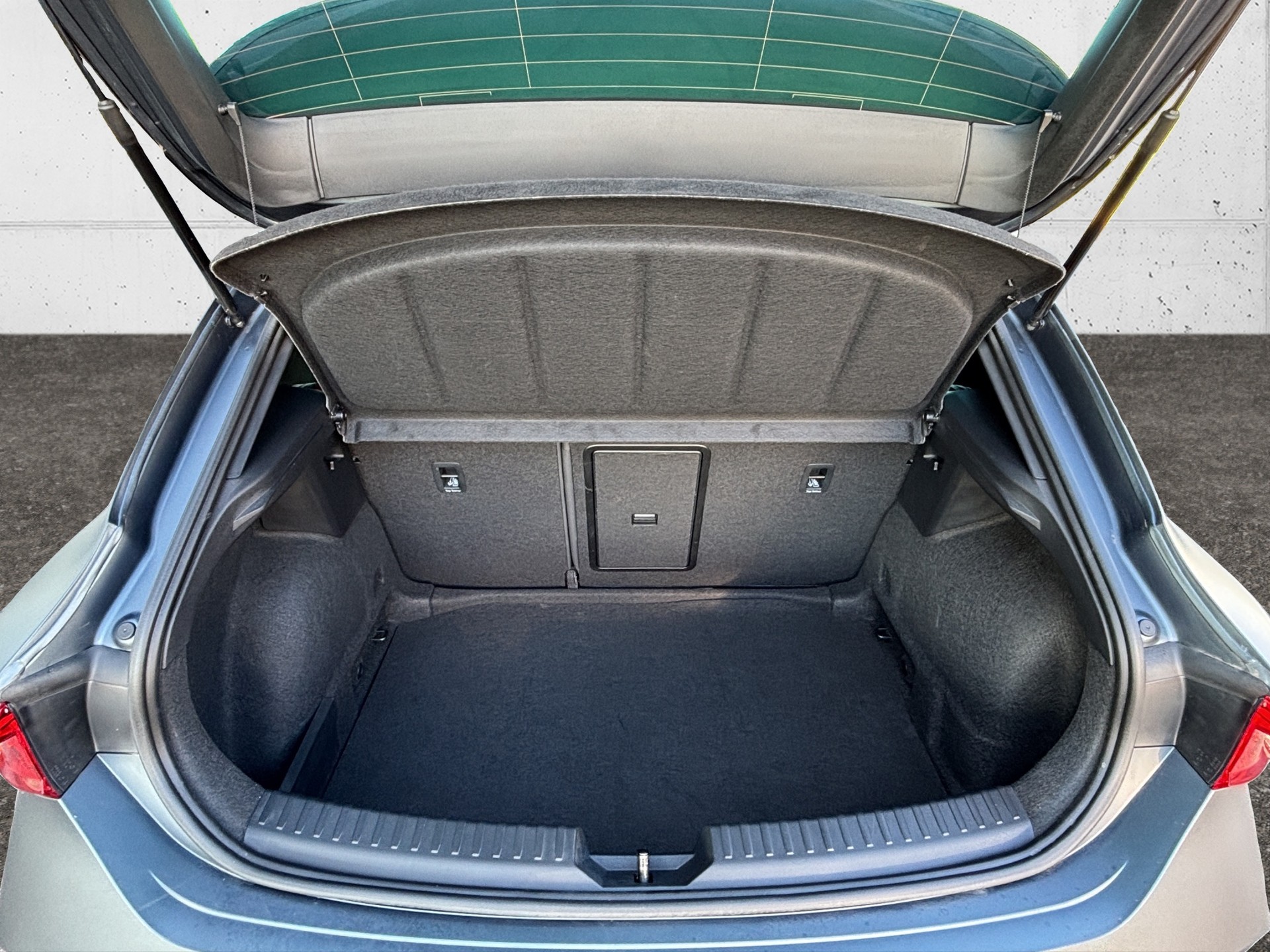 CUPRA Leon 2.0 TSI 300 DSG-image-17