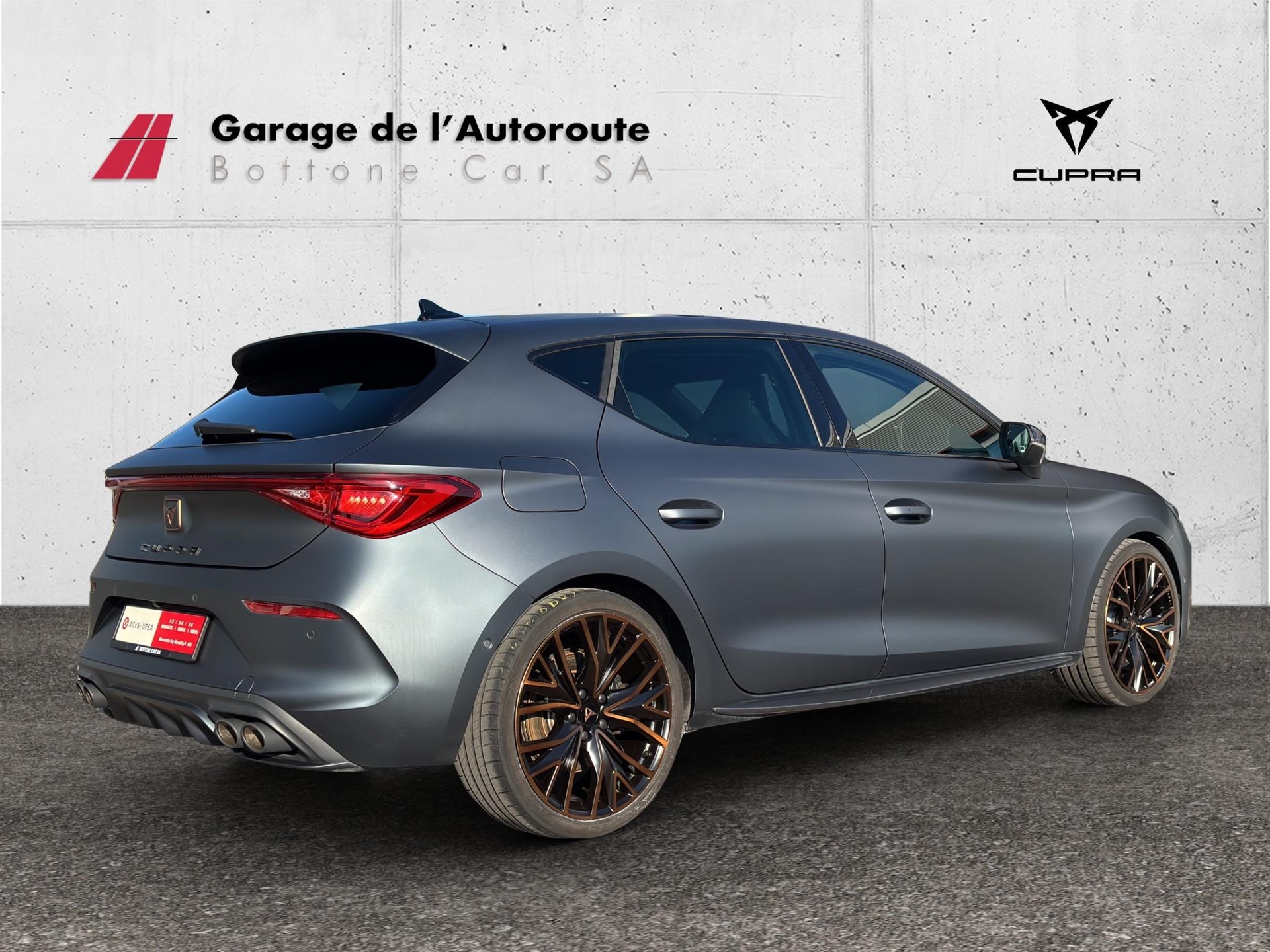 CUPRA Leon 2.0 TSI 300 DSG-showroom-element-3