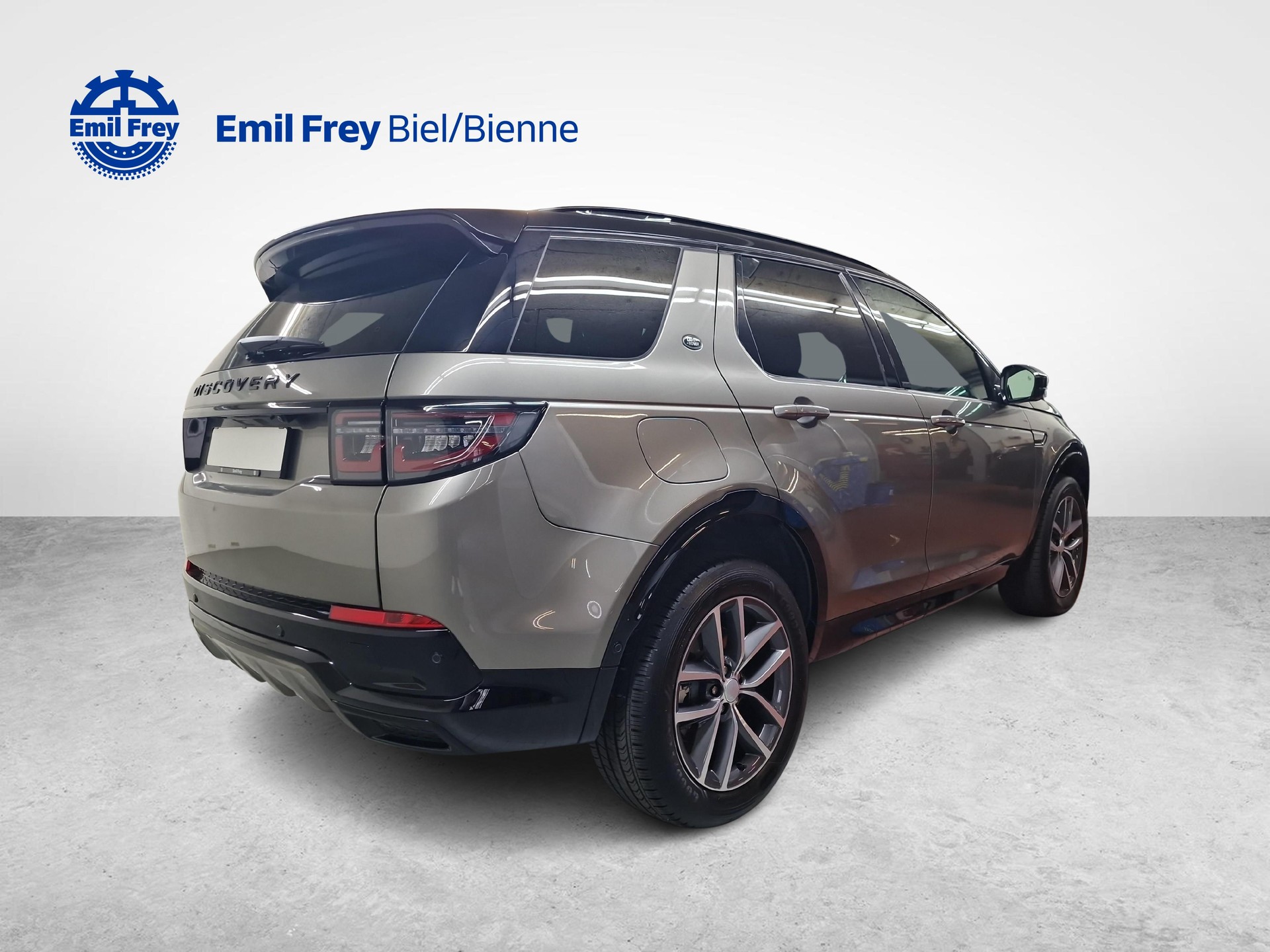 LAND ROVER Discovery Sport 1.5 T 270e Dynamic SE-image-4
