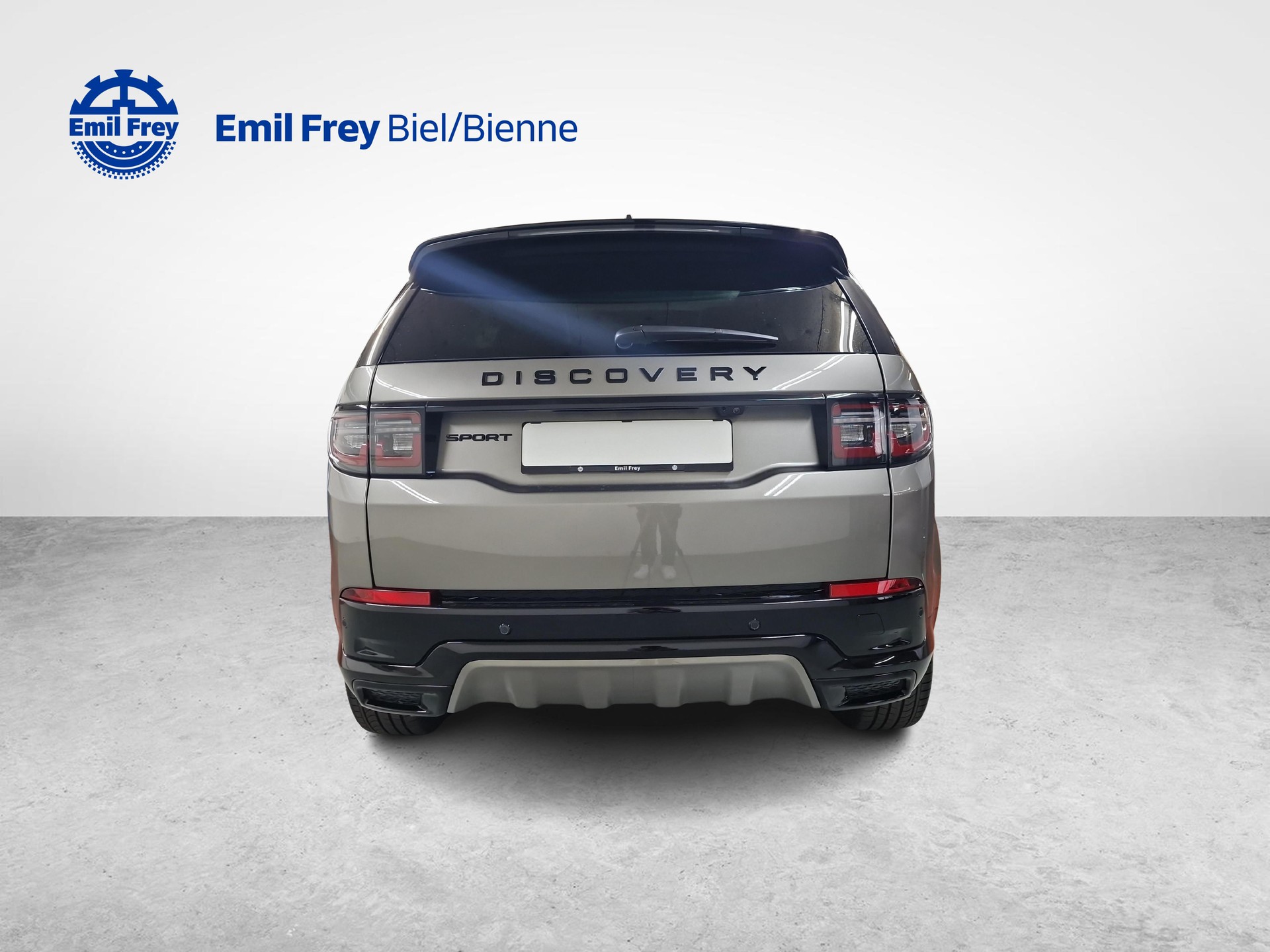 LAND ROVER Discovery Sport 1.5 T 270e Dynamic SE-showroom-element-3