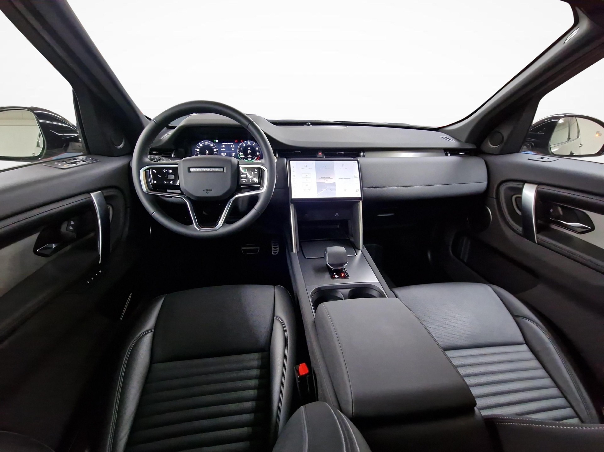 LAND ROVER Discovery Sport 1.5 T 270e Dynamic SE-image-8