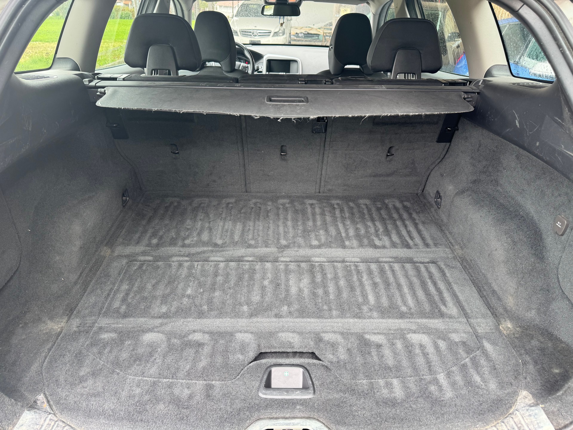 VOLVO XC60 D4 AWD Summum Geartronic-image-13