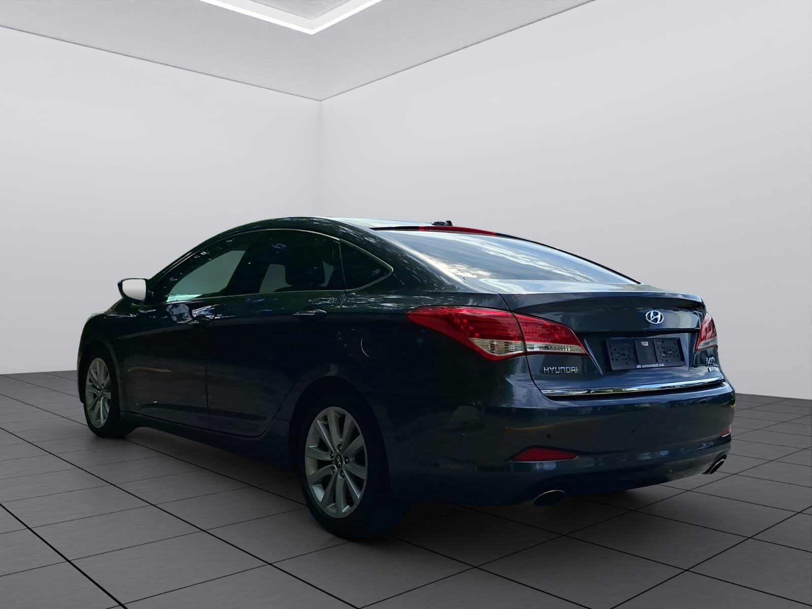 HYUNDAI i40 2.0 GDi Premium Automatic-image-4