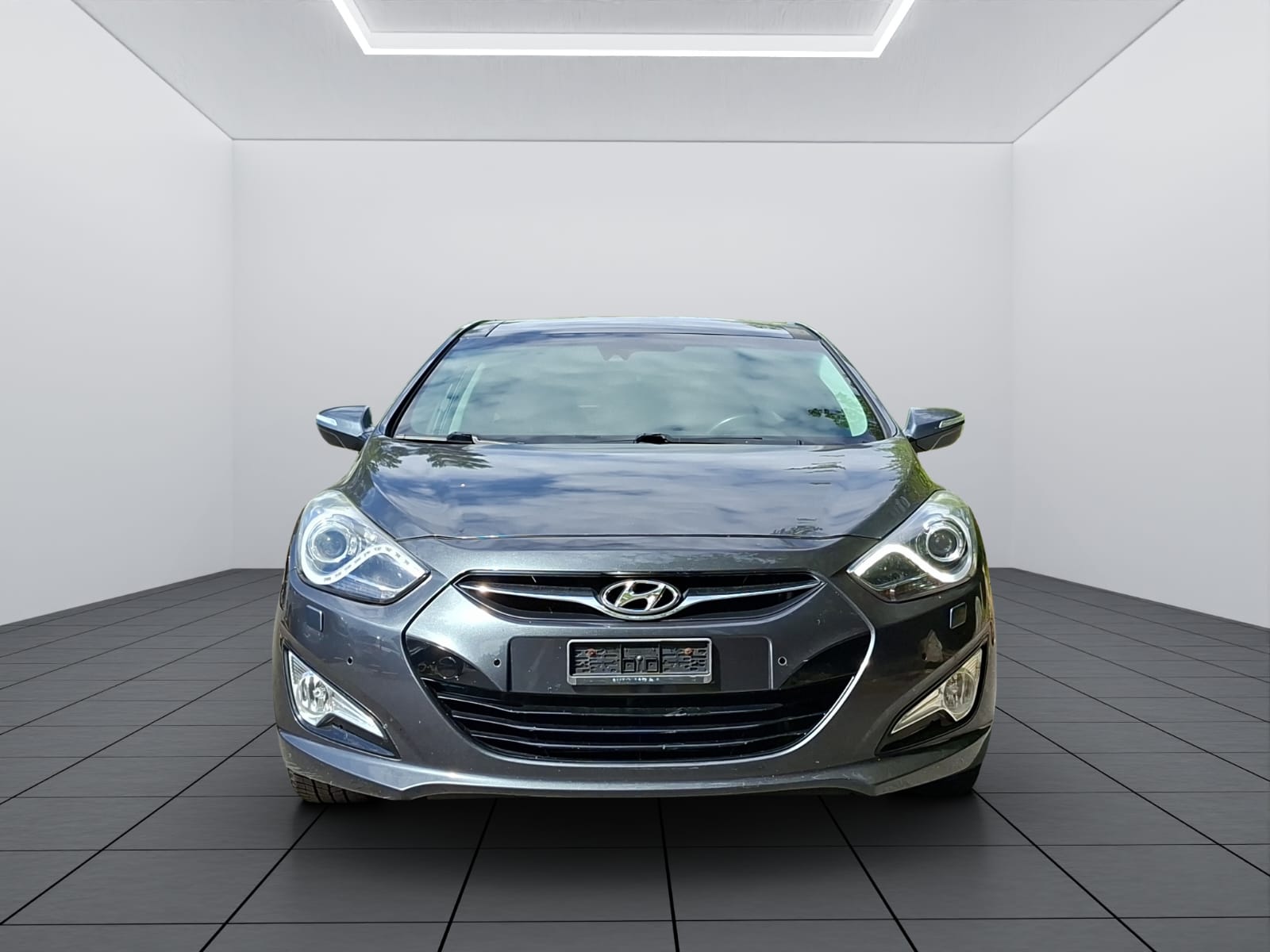 HYUNDAI i40 2.0 GDi Premium Automatic-image-1