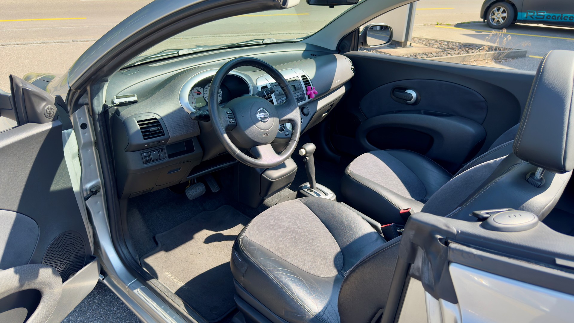 NISSAN Micra C+C 1.6 tekna-image-9