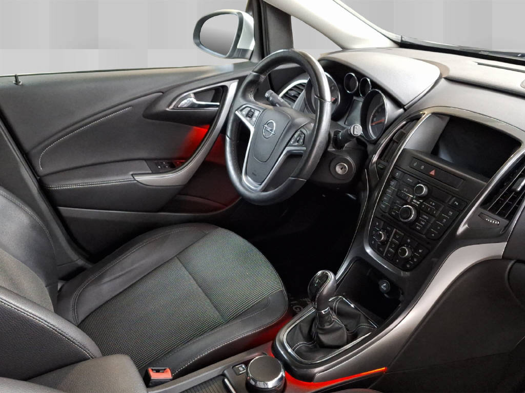 OPEL Astra Sports Tourer 1.4 T 140 ecoTEC S/S-image-4
