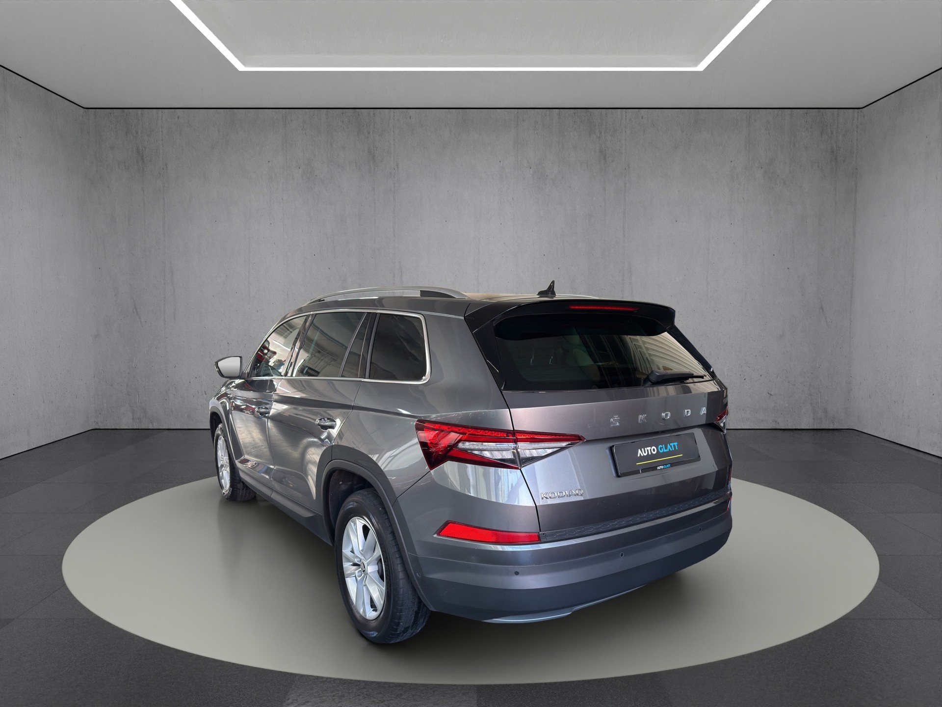 SKODA Kodiaq 1.5 TSI ACT Clever Business DSG "Leder-Pano-360°Kamera"-image-4