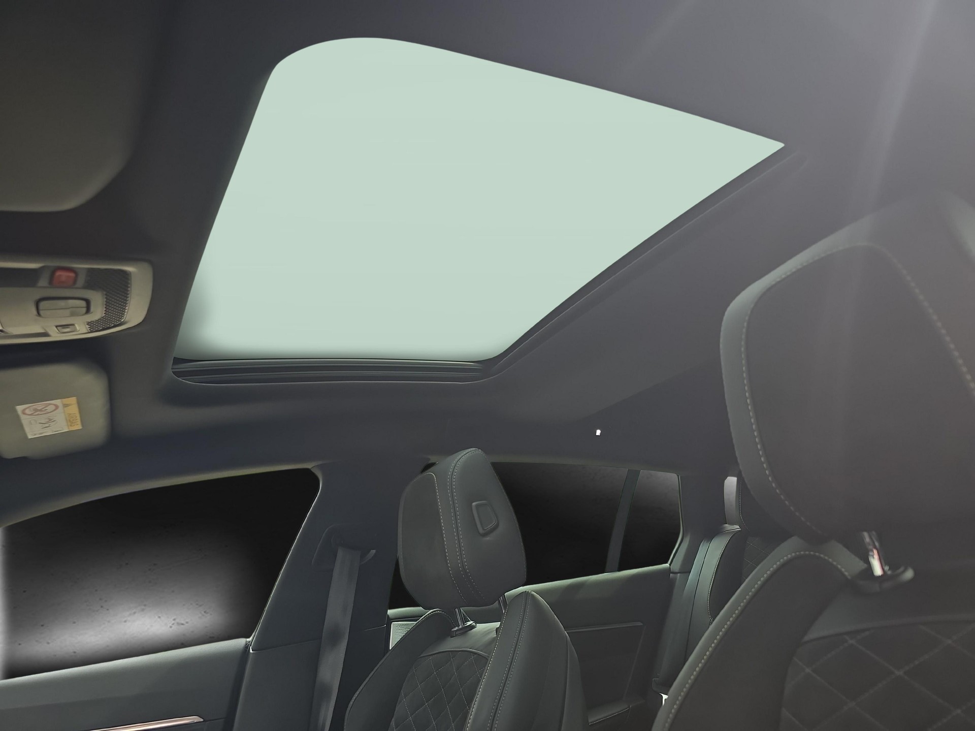 PEUGEOT 508 SW 1.6 Plug-in Hybrid4 PSE / ab 3,99% Leasing bei Abschluss einer Protect Autoversicherung-image-19