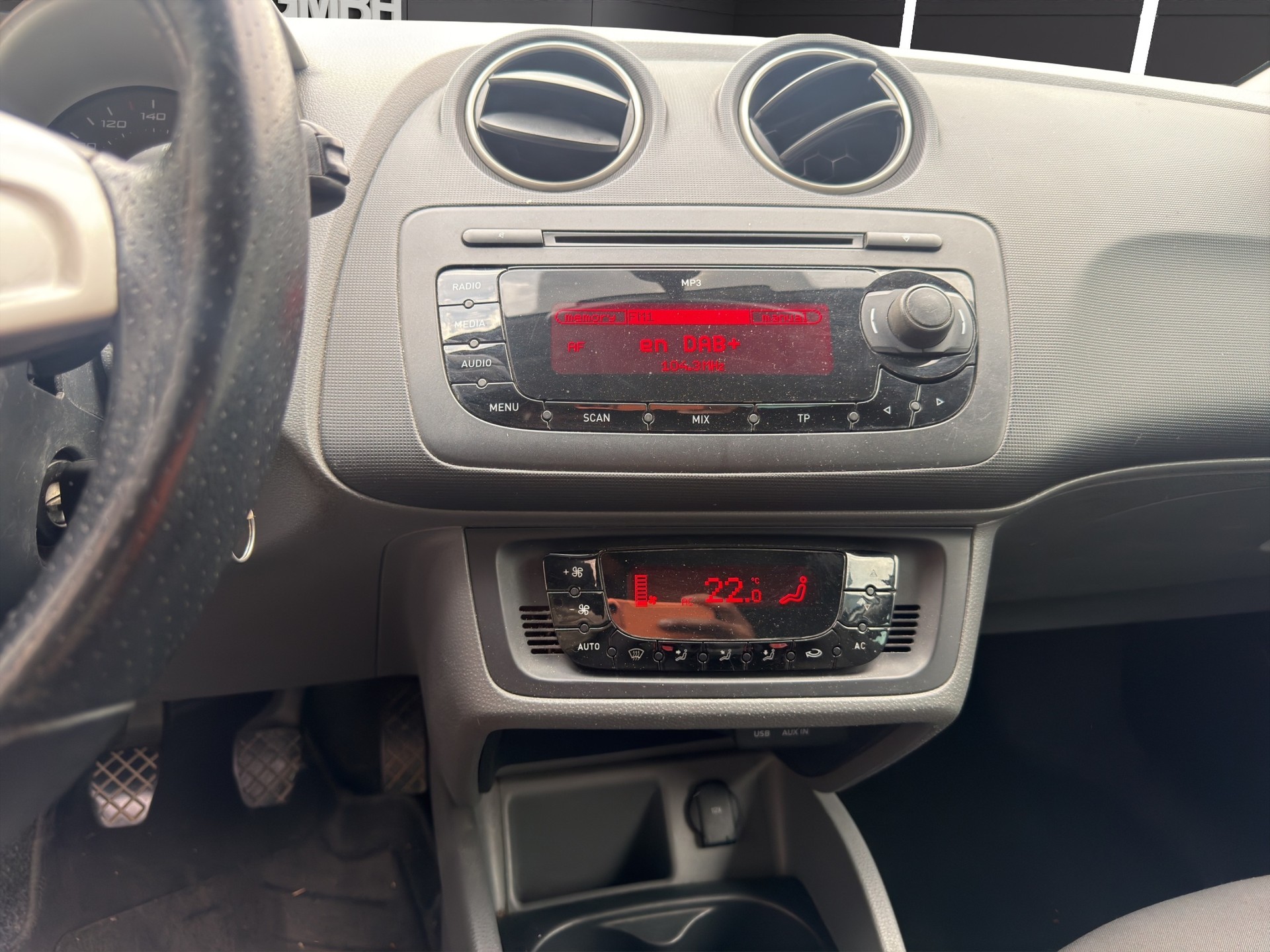 SEAT Ibiza SC 1.2 TSI Style-image-10