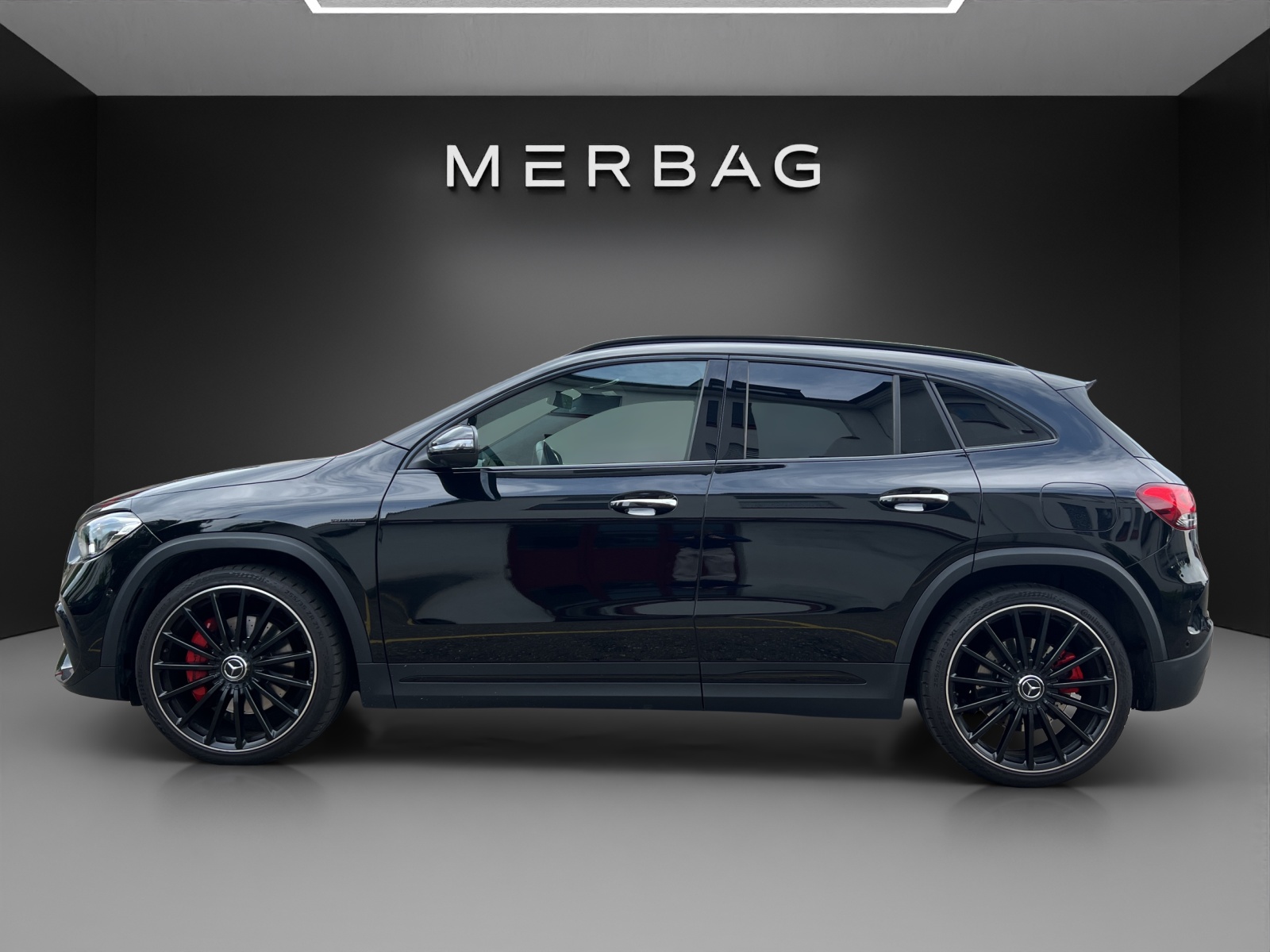 MERCEDES-BENZ GLA 35 AMG 4Matic 8G-Speedshift DCT-image-4