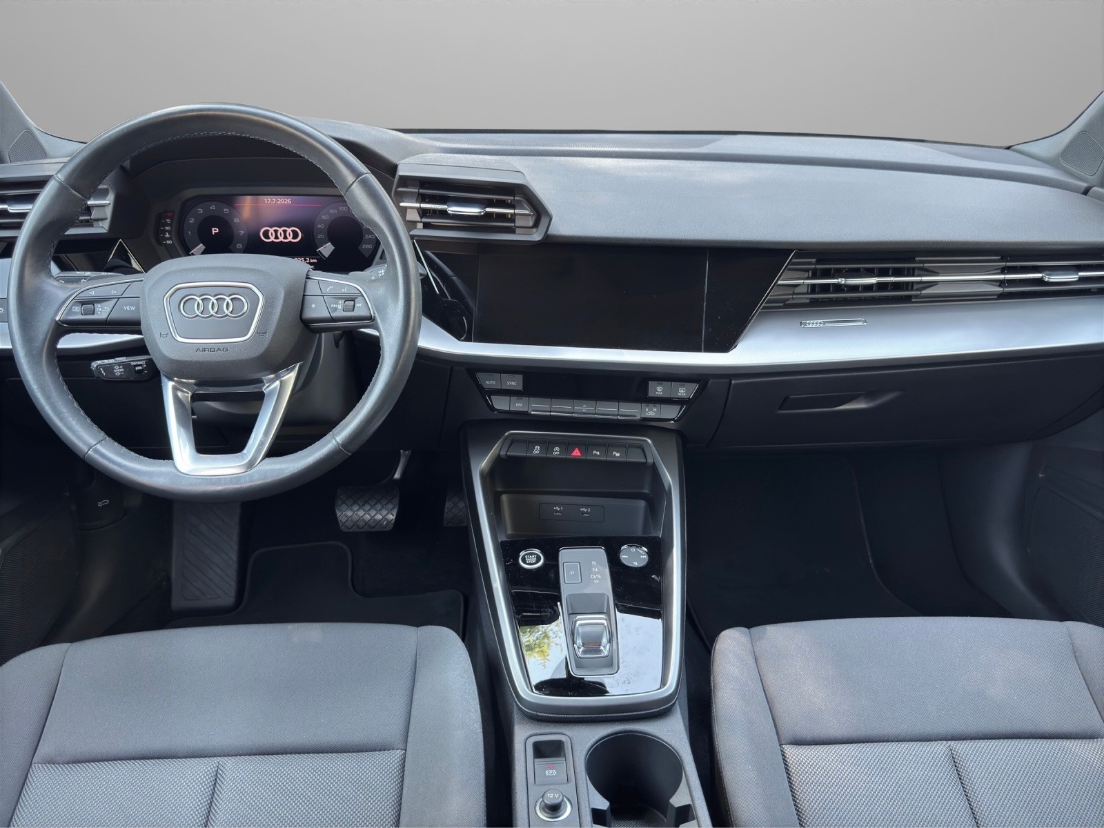 AUDI A3 Sportback 35 TFSI Attraction S-tronic-image-8