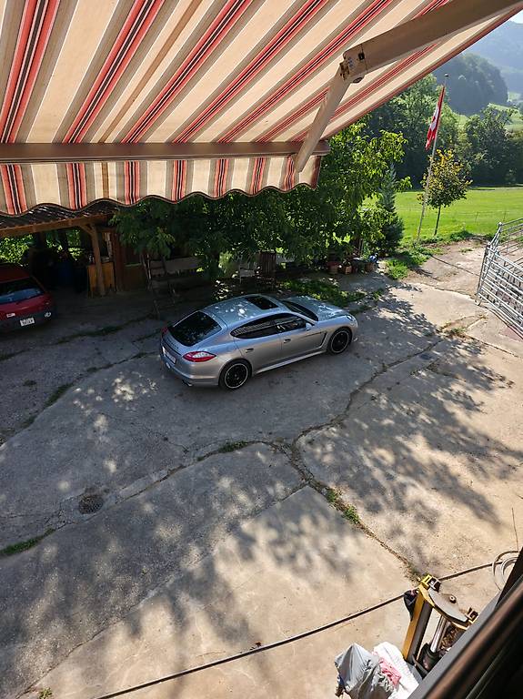 PORSCHE-image-2