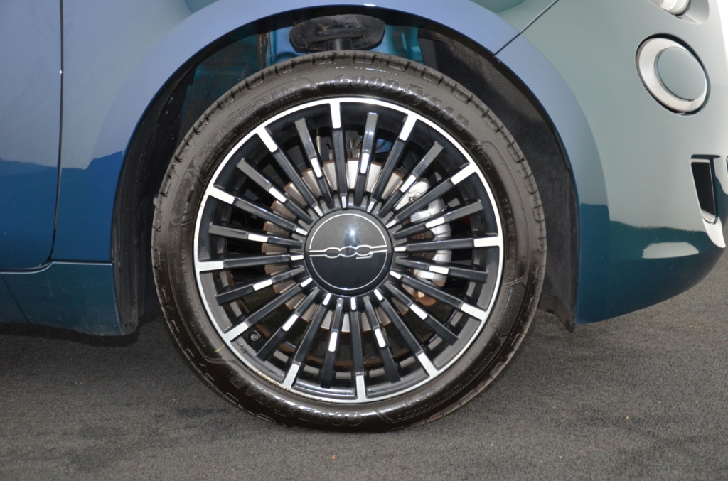 FIAT 500 Elektro Icon-image-8