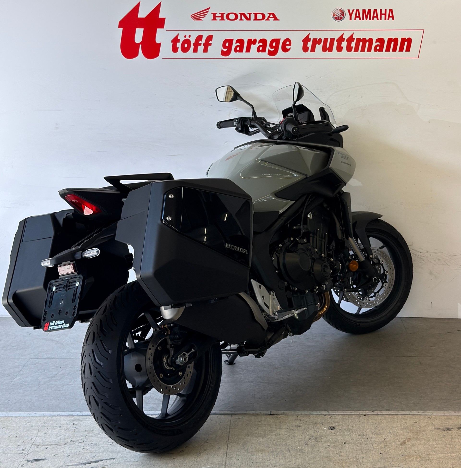 HONDA CB1000GT-showroom-element-3