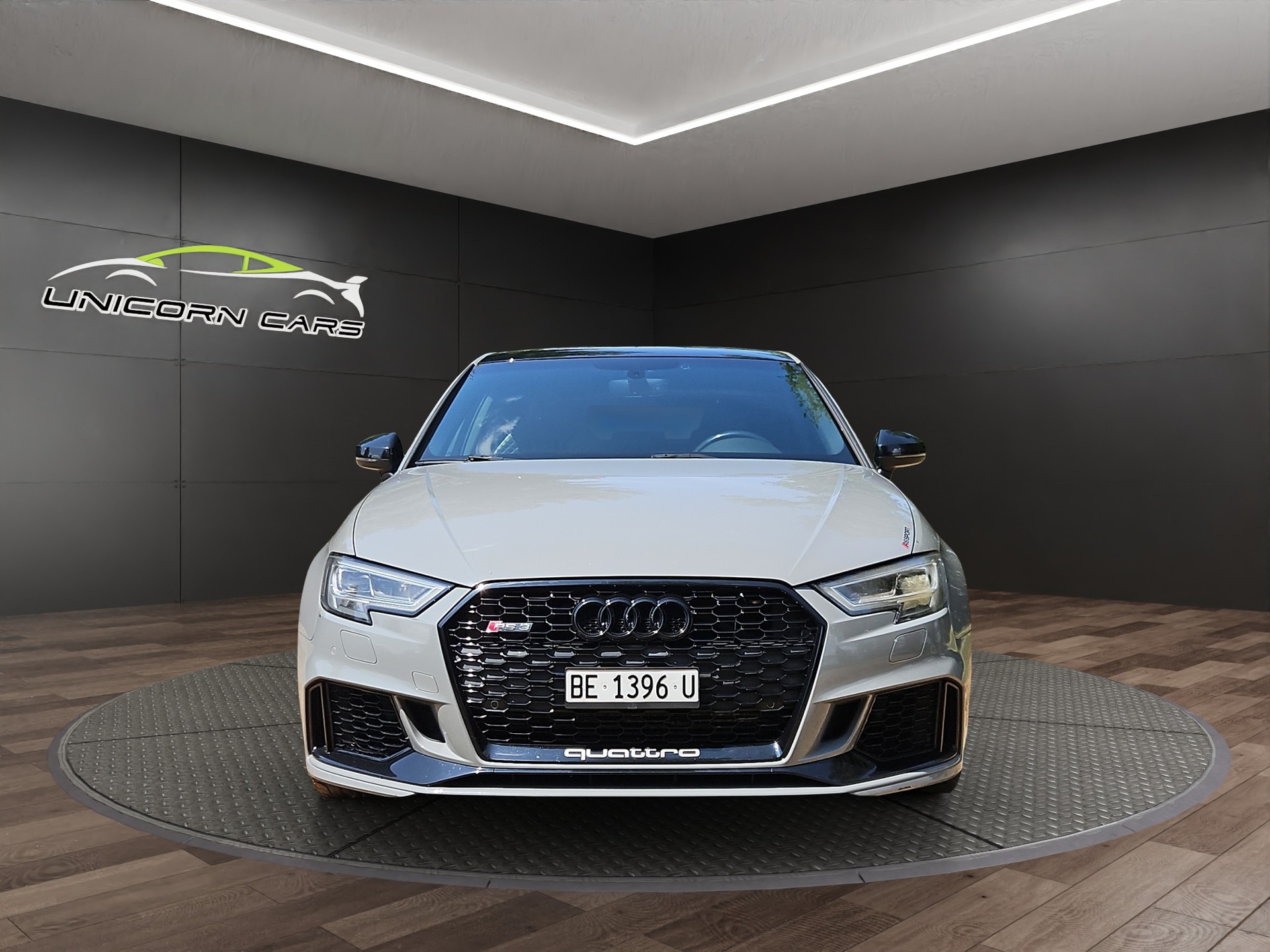 AUDI RS3 Sportback 2.5 TSI quattro S-tronic-image-5