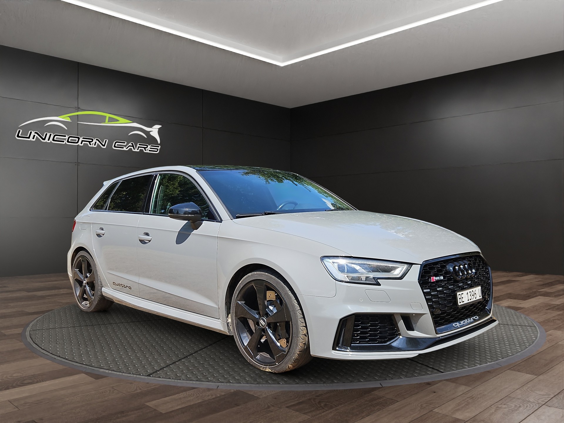 AUDI RS3 Sportback 2.5 TSI quattro S-tronic