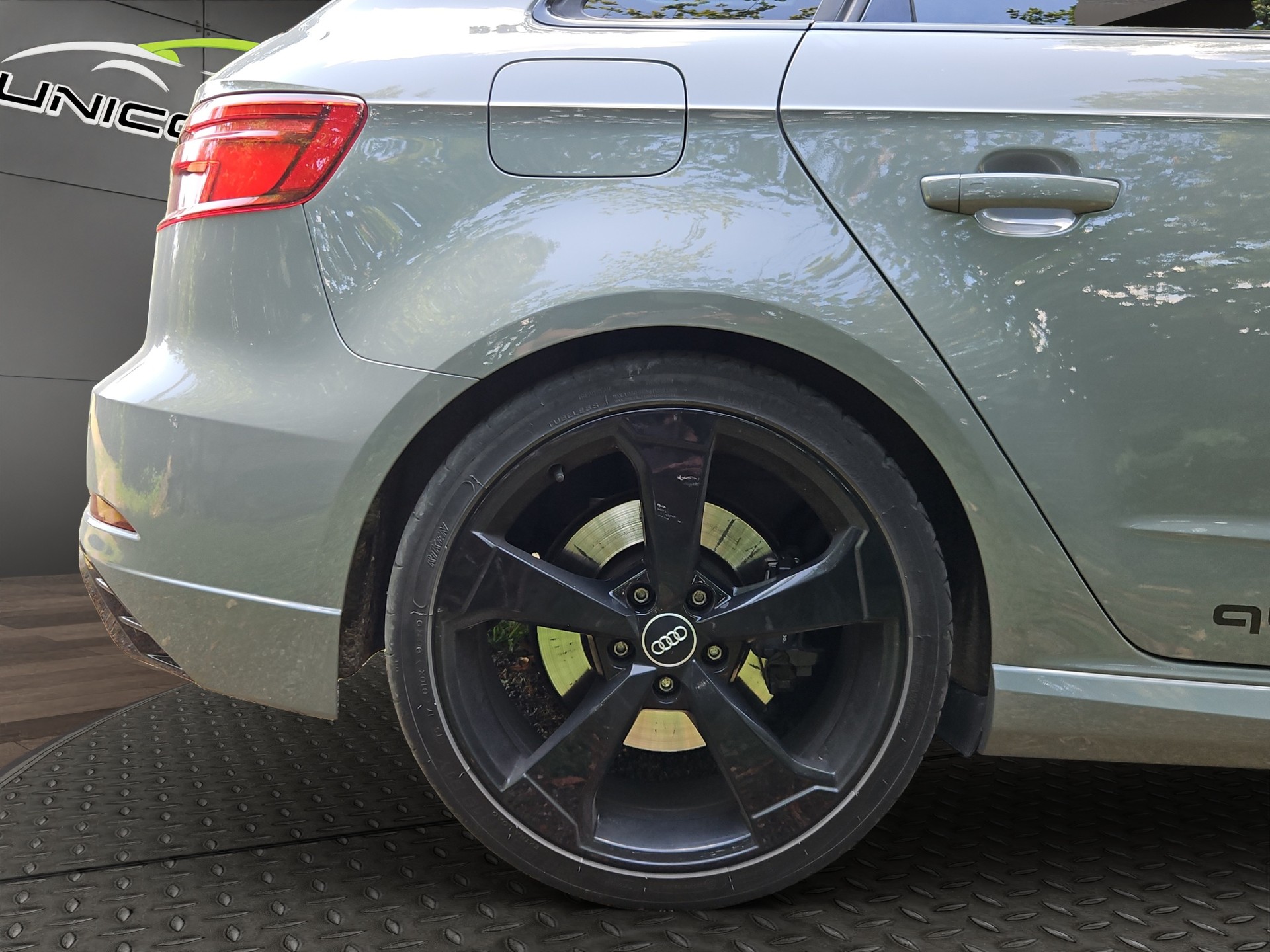 AUDI RS3 Sportback 2.5 TSI quattro S-tronic-image-10