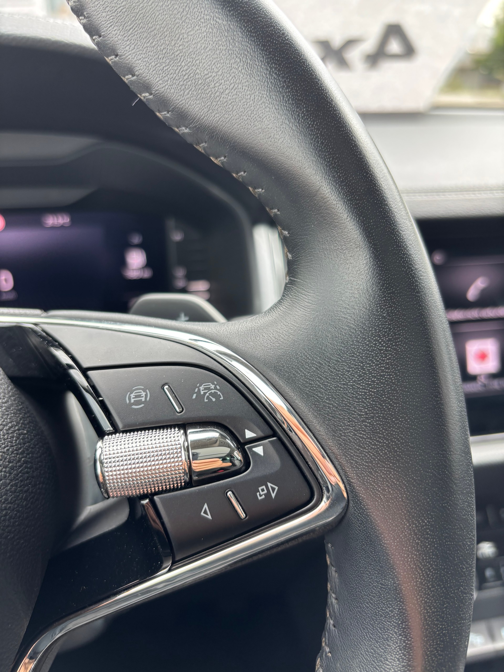 SKODA Kodiaq 2.0 TSI 4x4 Clever-image-5
