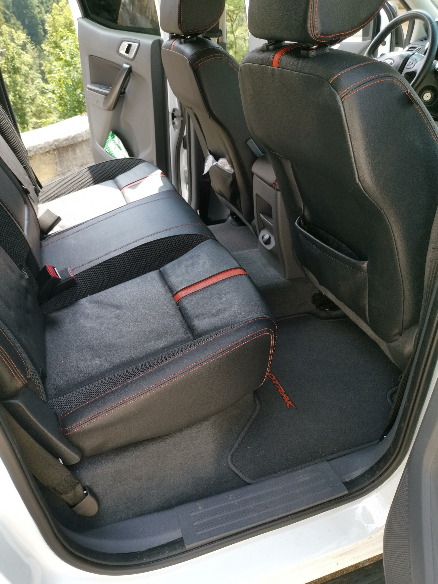FORD 3.2 TDCi 4x4 Wildtrak-image-5